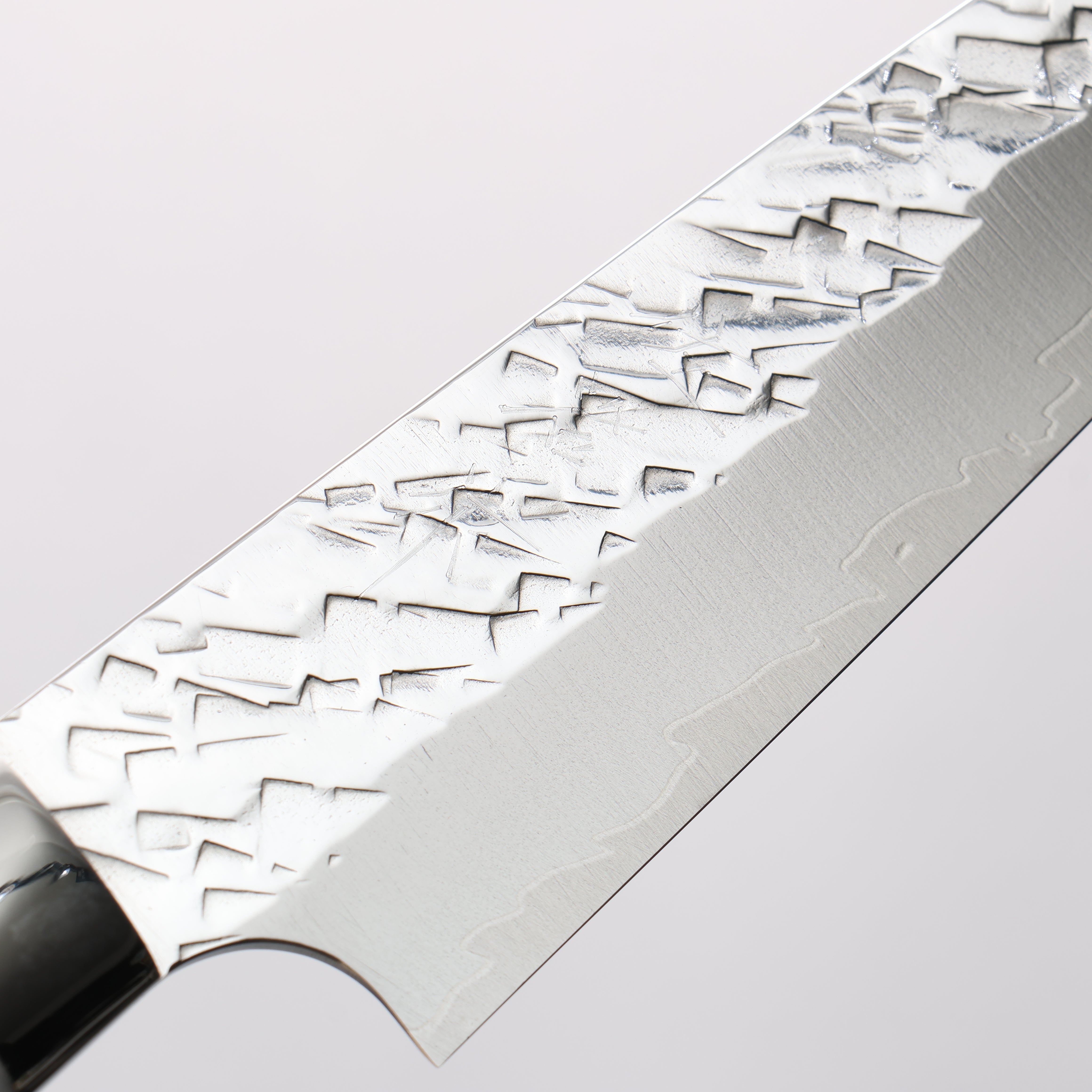 Takeshi Saji SPG STRIX Hammered Migaki Finished Petty-Utility 130mm White Acrylic Handle - Seisuke Knife