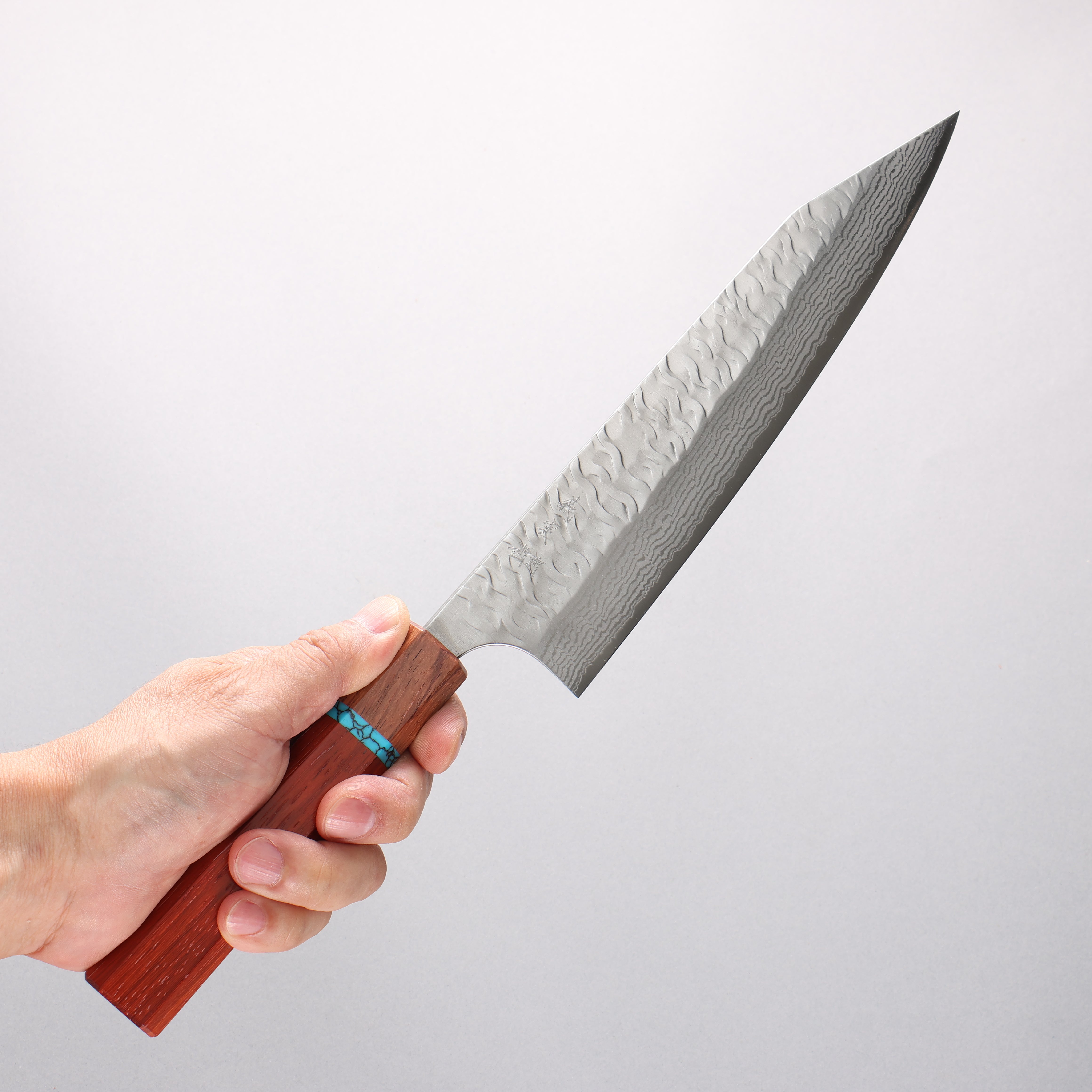 Yoshimi Kato Nami VG-XEOS Hammered Damascus Kiritsuke Gyuto 210mm Padoauk(Turquoise Ring) Handle - Seisuke Knife