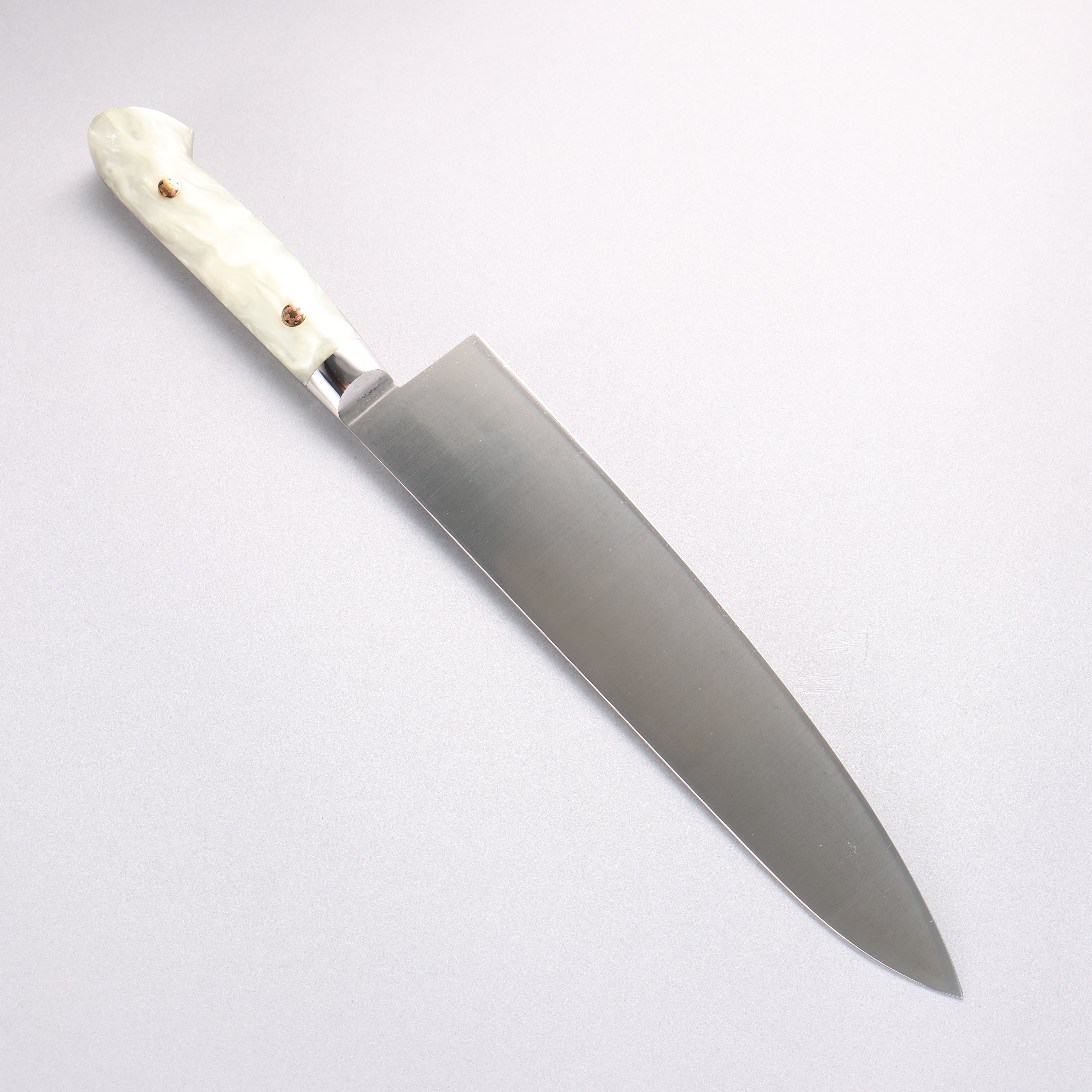 Sakai Takayuki Grand Chef SP Uddeholm Swedish stain-resistant steel Gyuto Salmon 240mm SP Type III (Pearl) Handle - Seisuke Knife