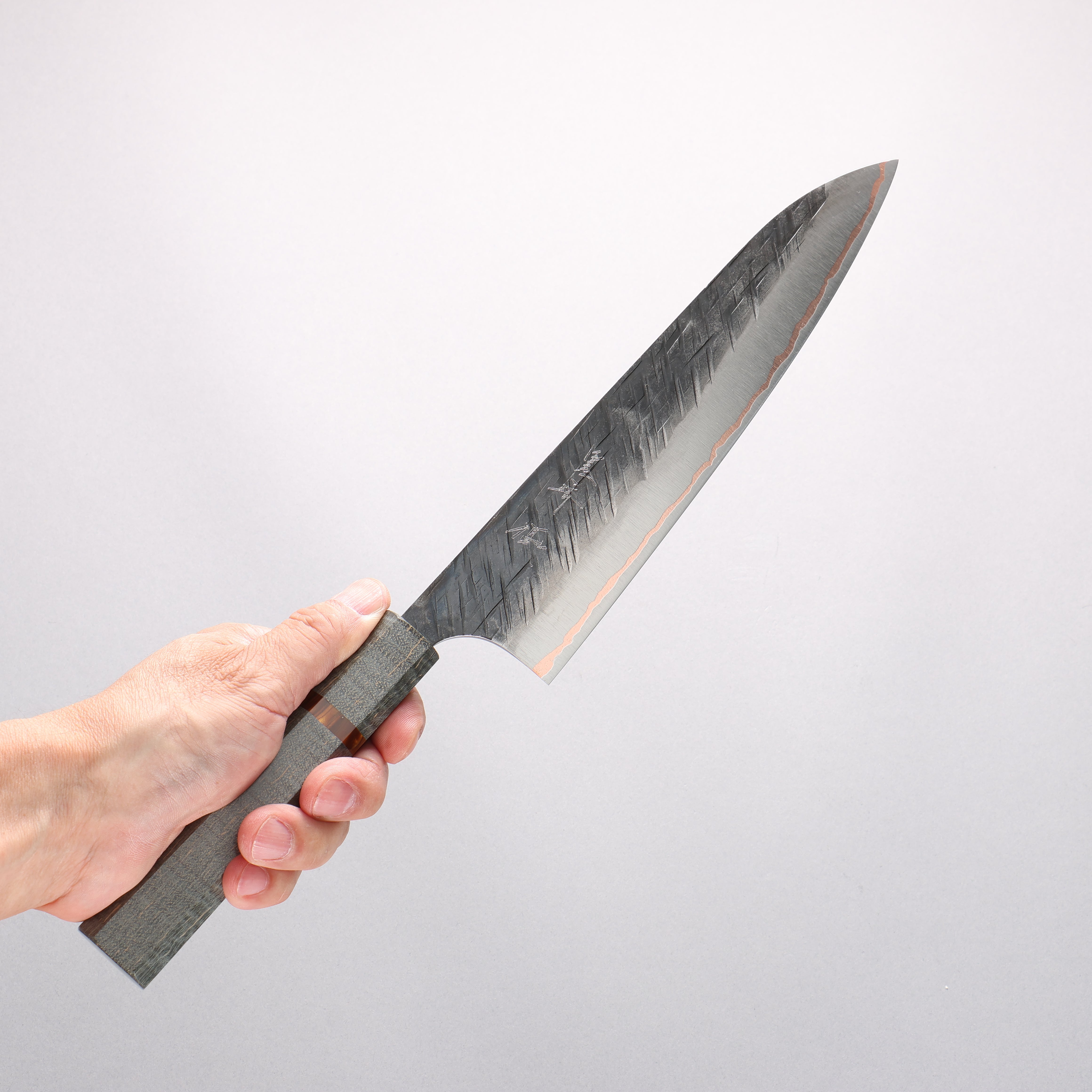 Yu Kurosaki Raijin V-Toku2 Hammered Black Finished Gyuto 210mm Stabilized wood (With Acrylic Ring) Handle - Seisuke Knife