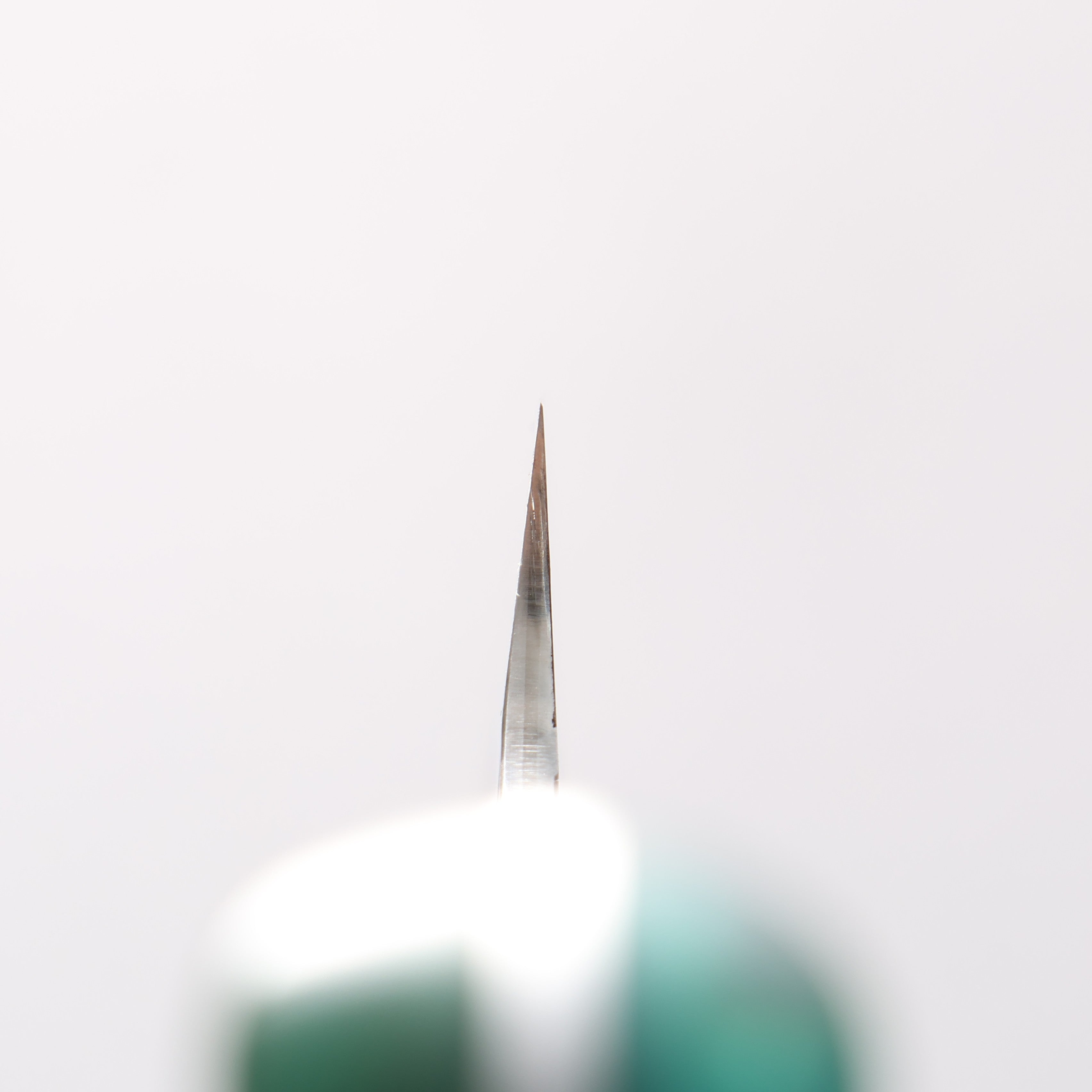 Yu Kurosaki Fujin SG2 Hammered Damascus Kiritsuke Petty-Utility 150mm Green and Wood Pattern Acrylic Handle with Sheath - Seisuke Knife