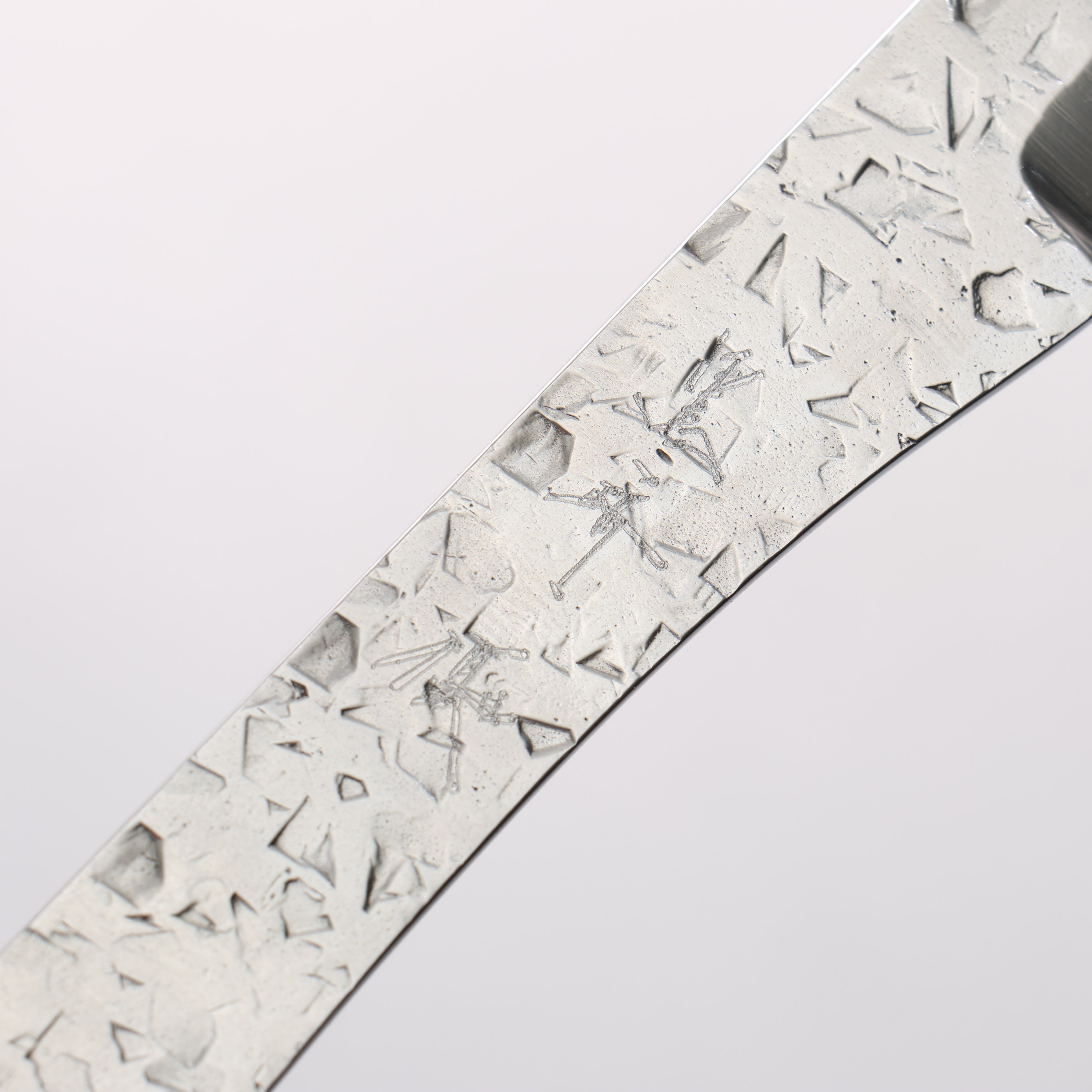 Yu Kurosaki Kagura SG2 Hammered Petty-Utility 85mm with Sheath - Seisuke Knife