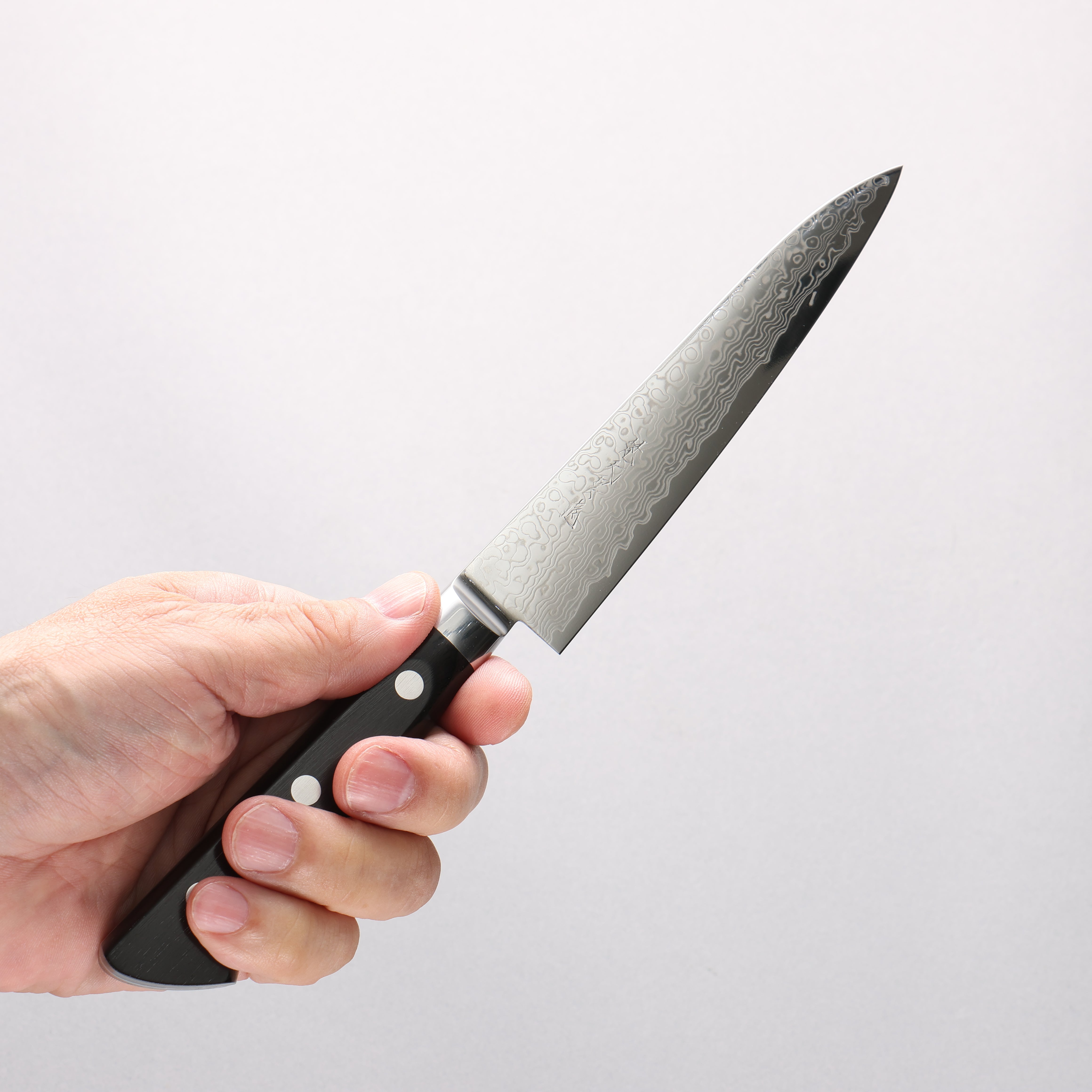 Ryusen Bonten Unryu VG10 63 Layer Damascus Petty-Utility 135mm Black Pakkawood Handle - Seisuke Knife