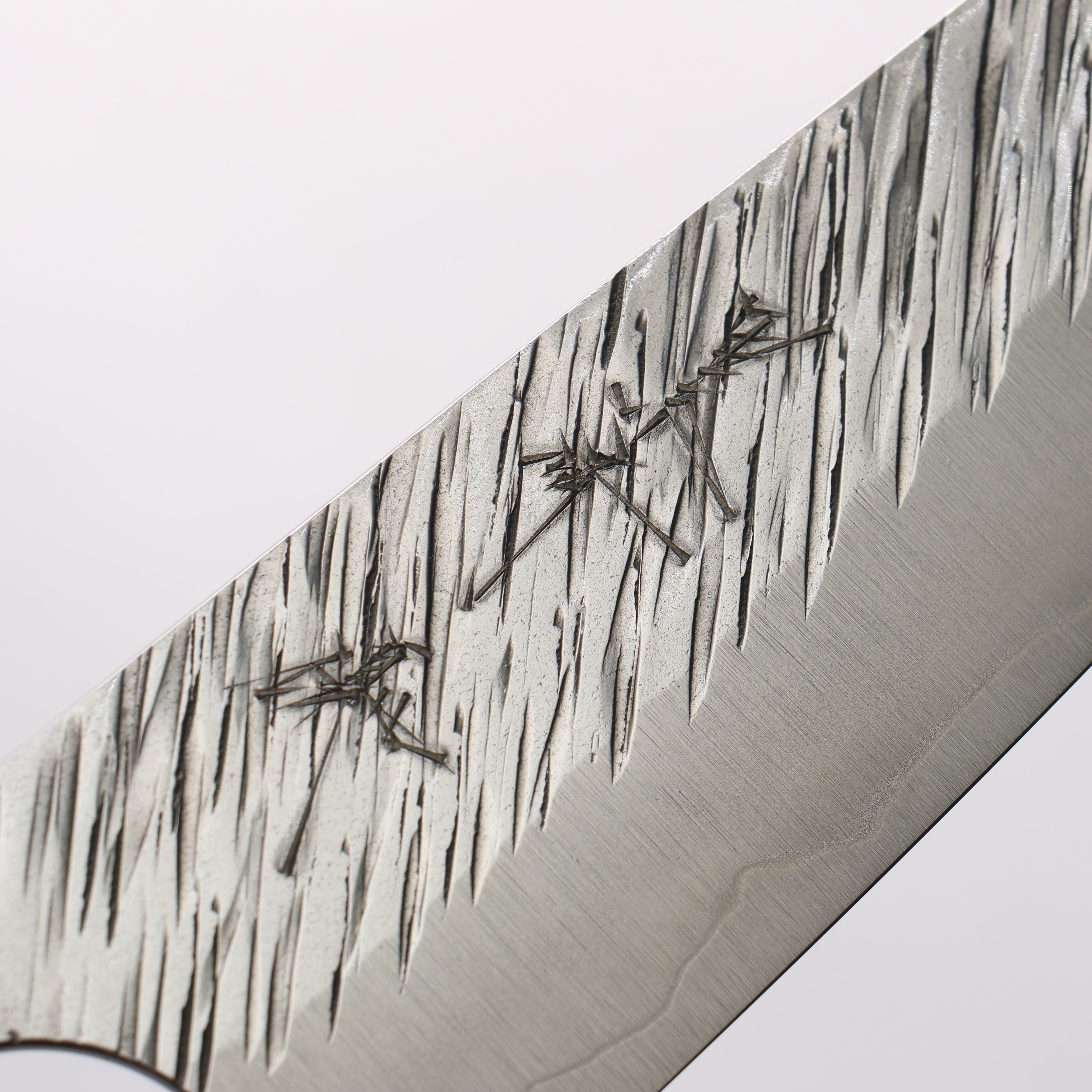 Yu Kurosaki Fujin SG2 Hammered Small Santoku 150mm Chinese Quince Burl (White Ferrule and End Cap) Handle - Seisuke Knife
