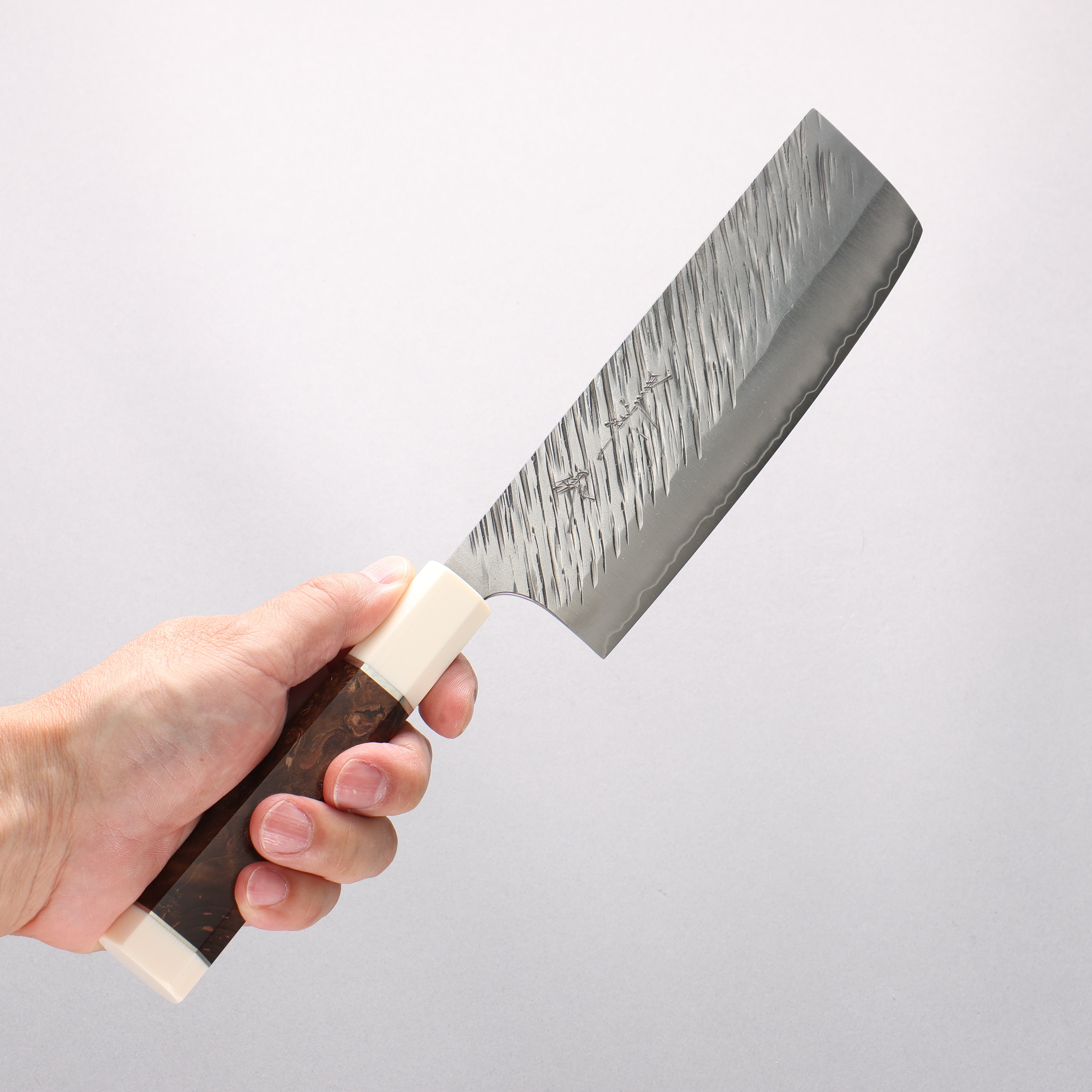 Yu Kurosaki Fujin SG2 Hammered Nakiri 165mm Chinese Quince Burl & White Resin Handle - Seisuke Knife