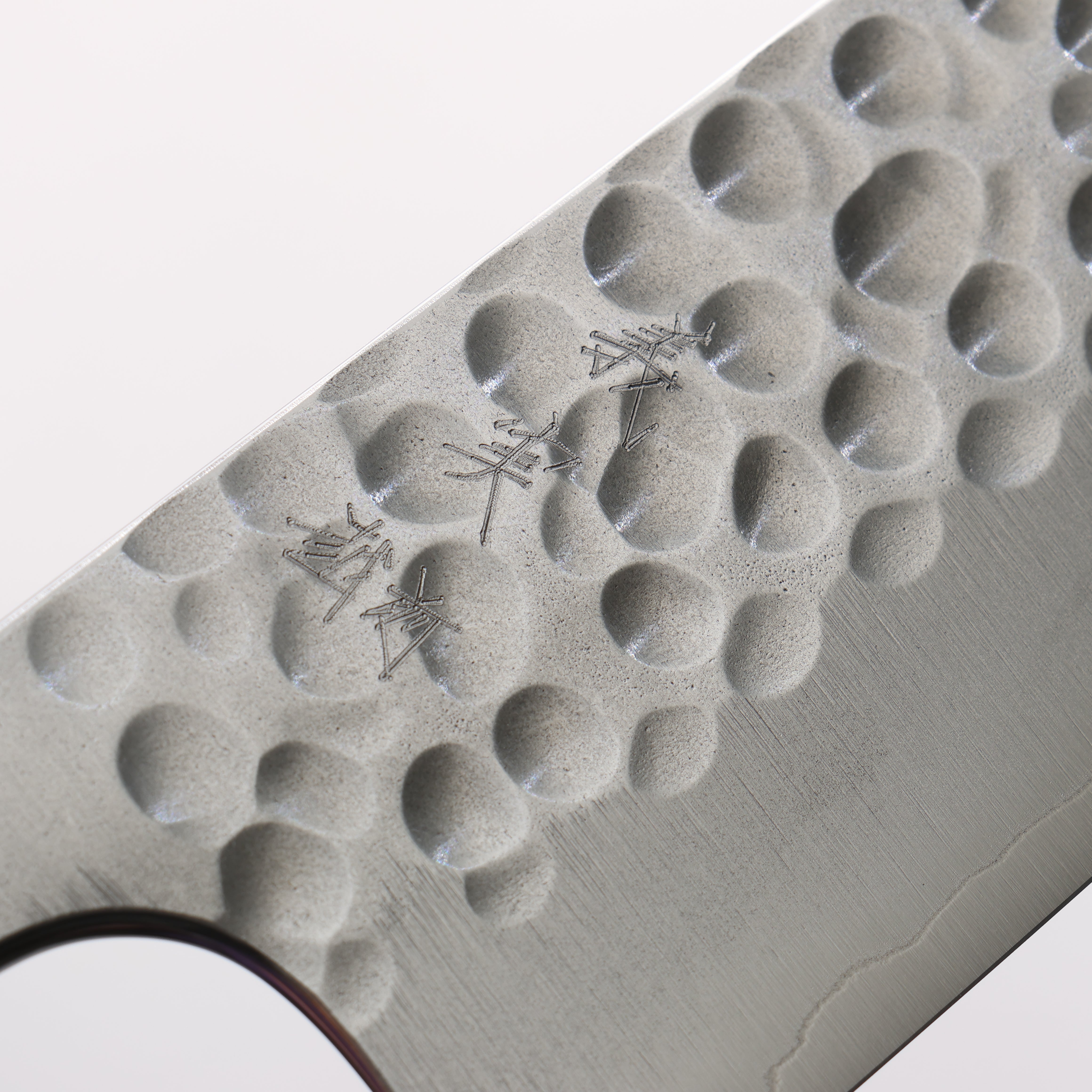Yoshimi Kato Silver Steel No.3 Hammered(Maru) Migaki Finished Santoku 170mm Stabilized Birch with Black Resin Handle - Seisuke Knife
