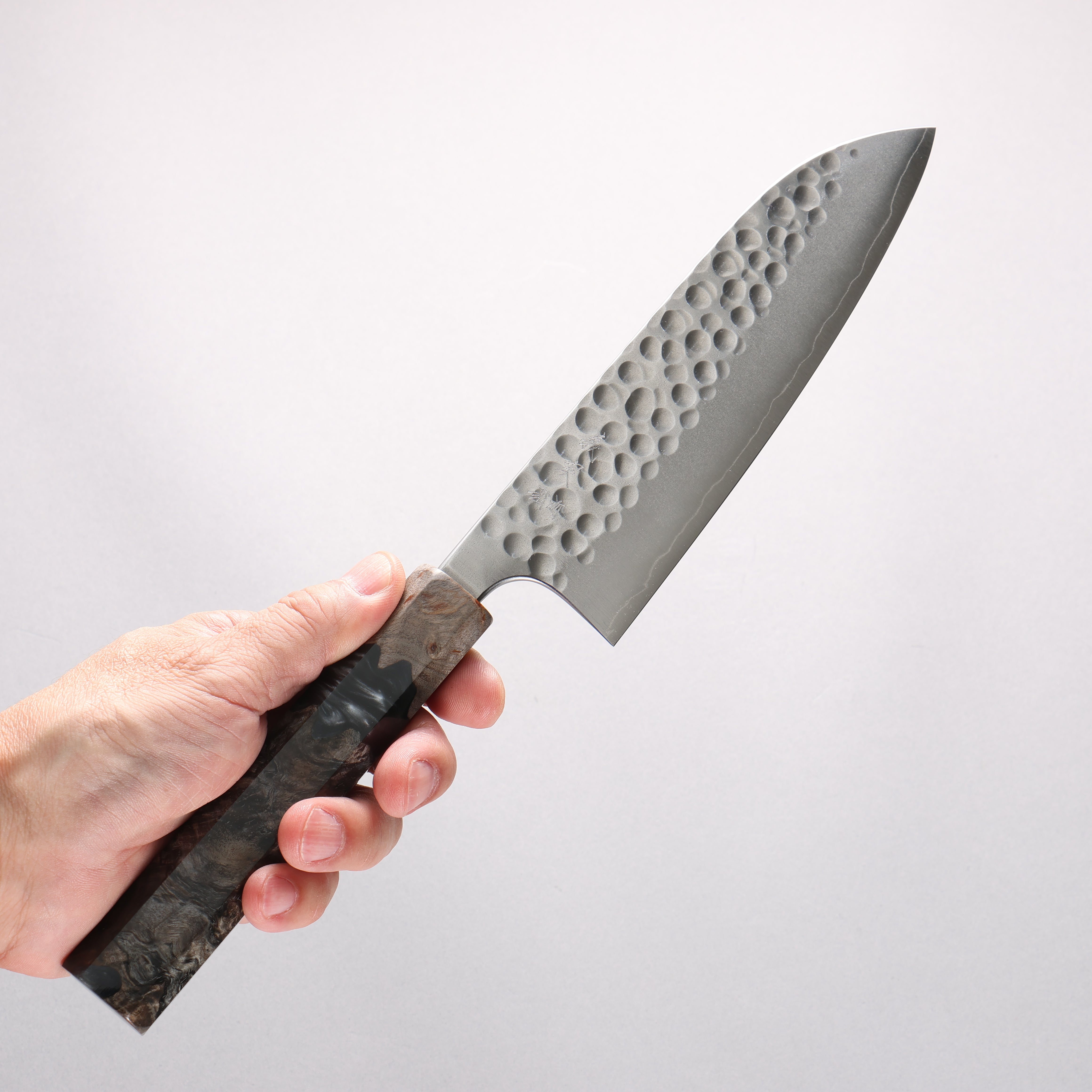 Yoshimi Kato Silver Steel No.3 Hammered(Maru) Migaki Finished Santoku 170mm Stabilized Birch with Black Resin Handle - Seisuke Knife