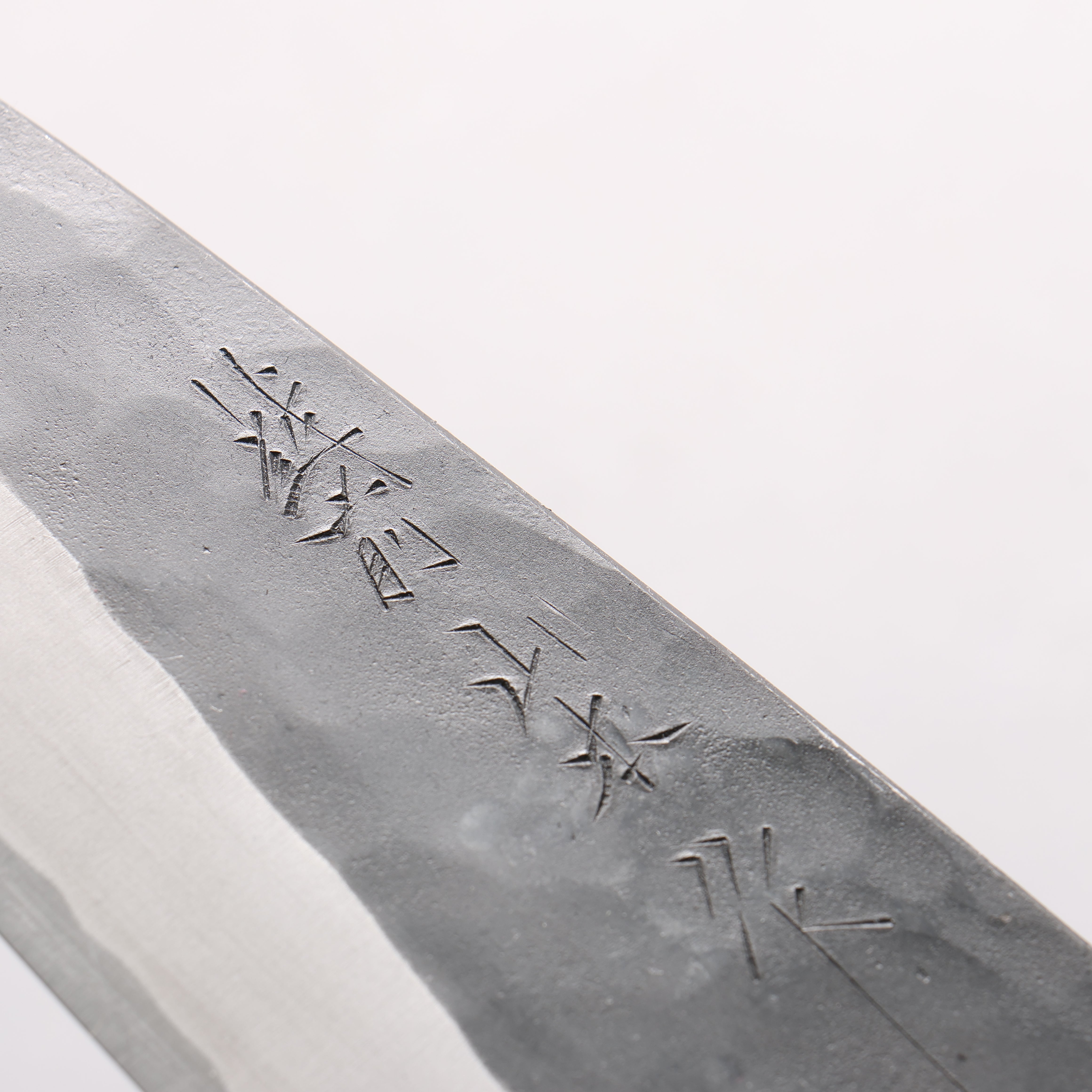Nao Yamamoto White Steel No.2 Kurouchi Double-Bevel Deba 210mm Shitan & Black Pakkawood Handle - Seisuke Knife