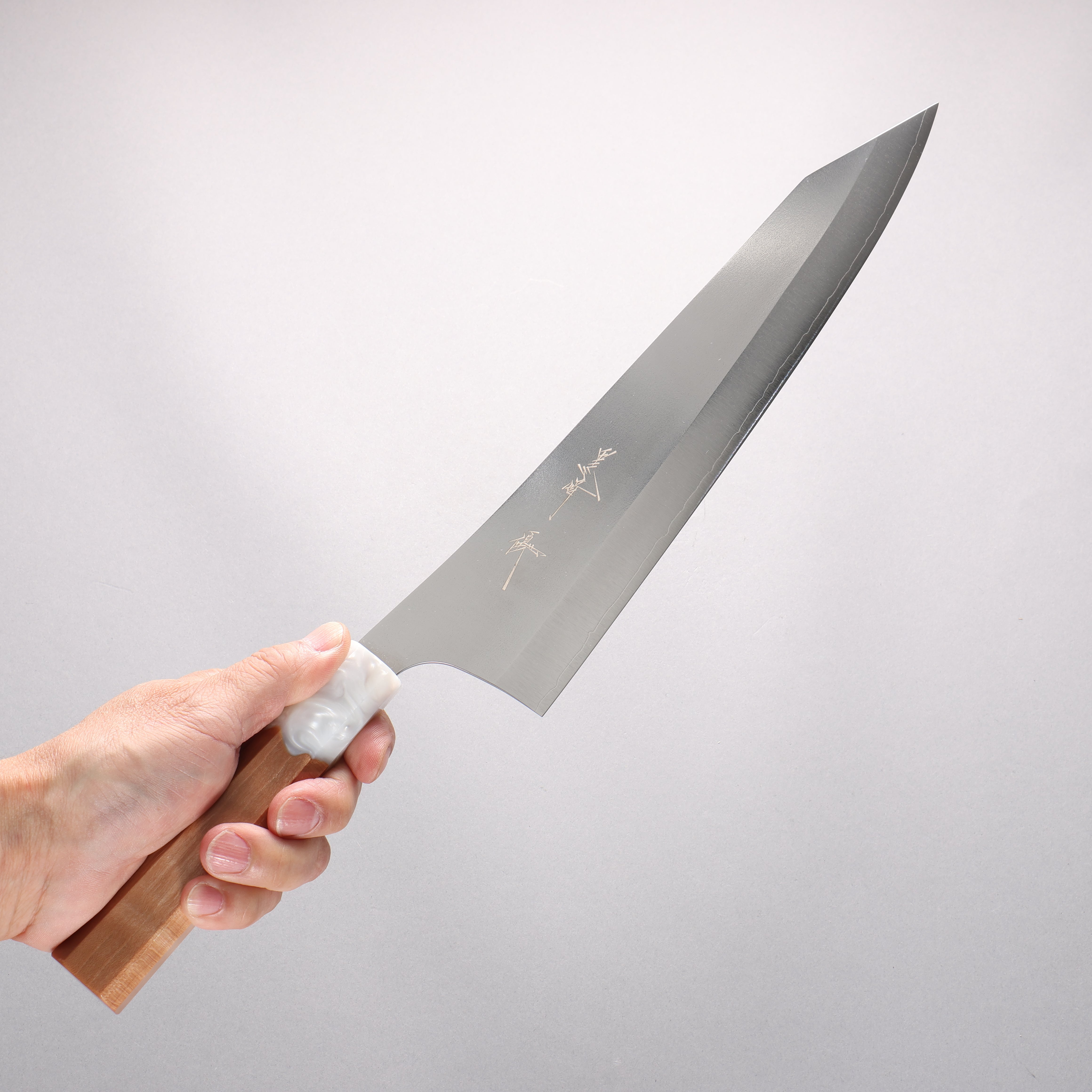 Yu Kurosaki New Gekko VG-XEOS Gyuto 270mm Resin coated Birch (Ferrule: White resin) Handle - Seisuke Knife