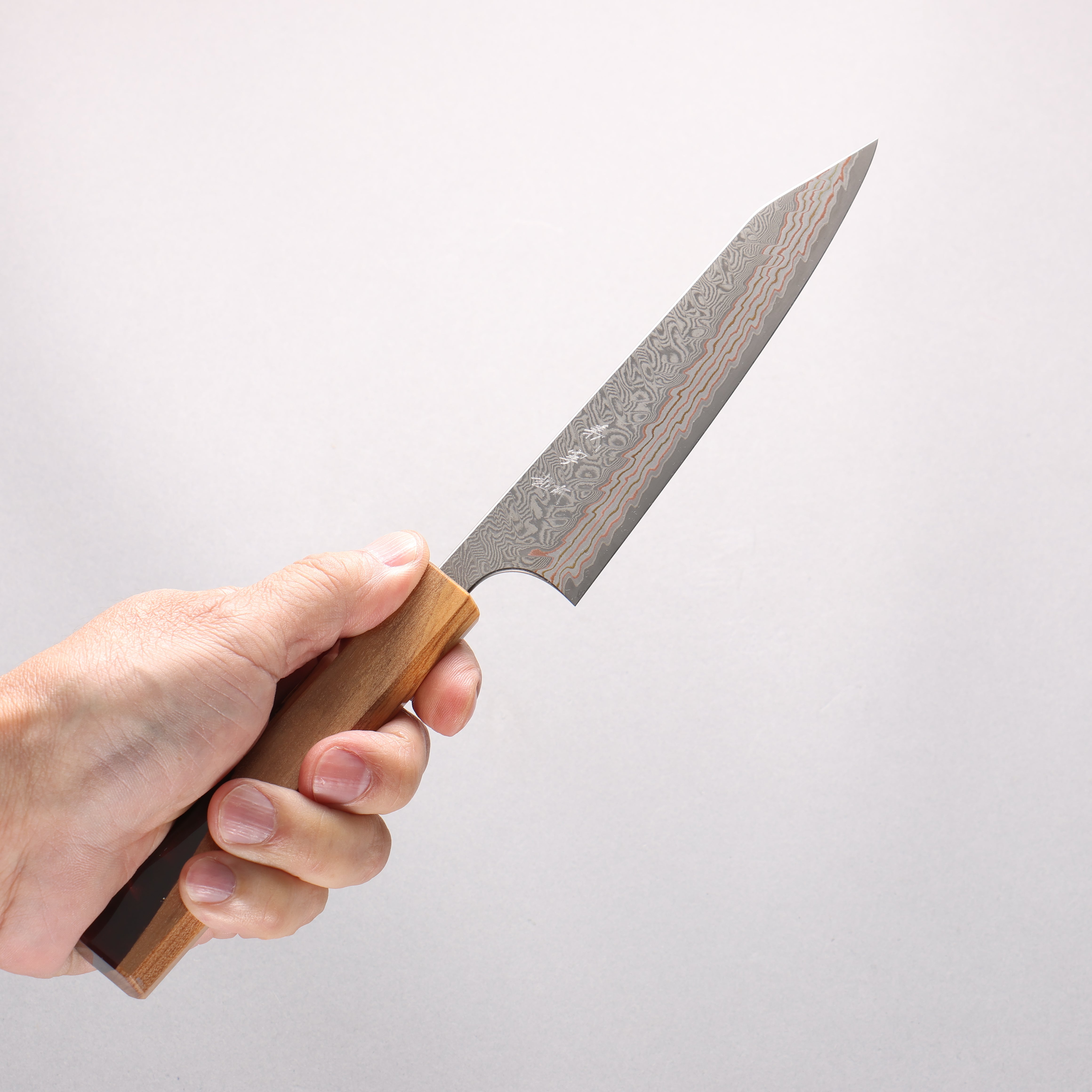 Yoshimi Kato VG10w Colored Damascus Kiritsuke Petty-Utility 150mm Olive Tree and Red Resin Handle - Seisuke Knife