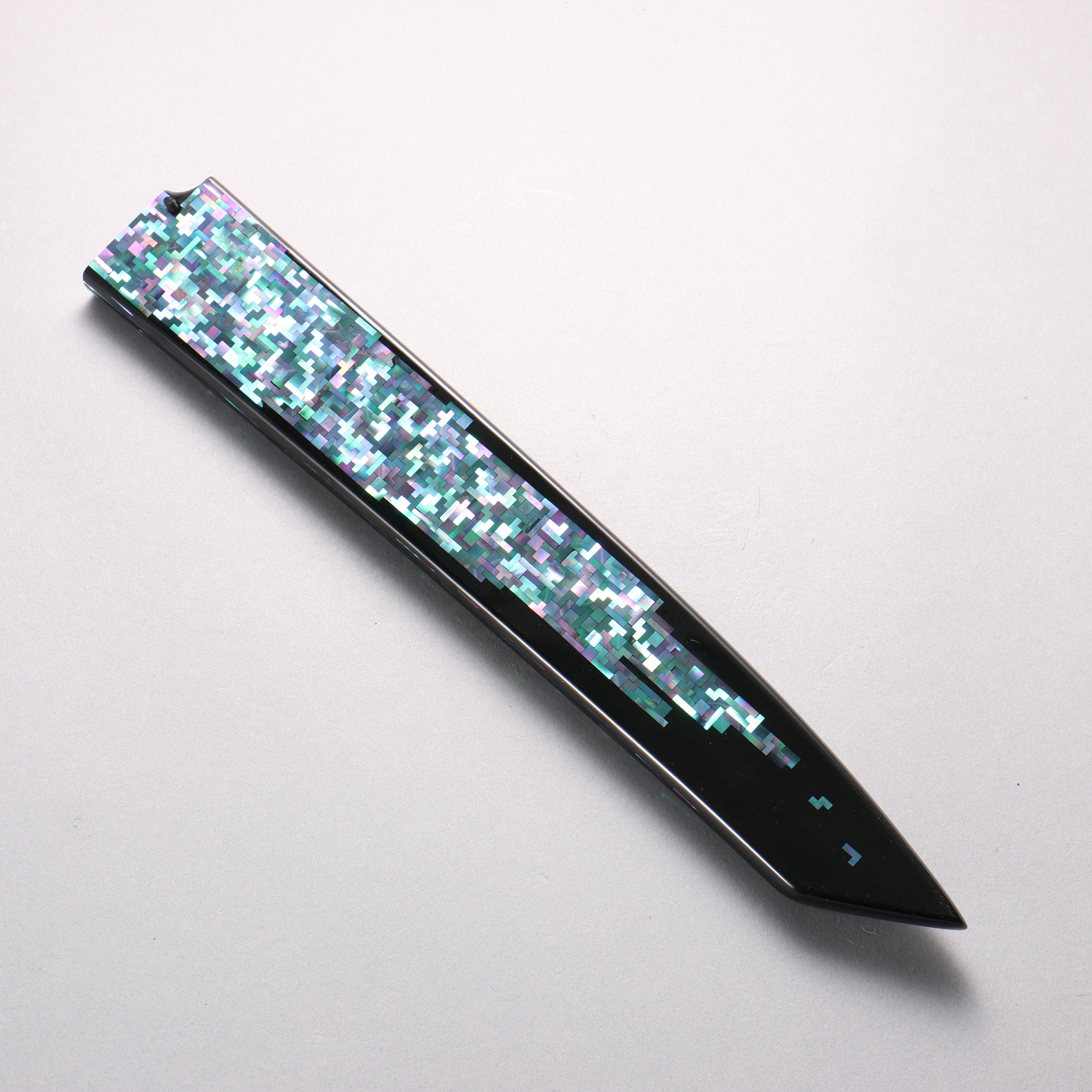 Sakai Takayuki Honyaki Hien VG10 Mirrored Finish Kengata Yanagiba 300mm Black Lacquered & Mother of Pearl Handle with Tetris Pattern Sheath - Seisuke Knife