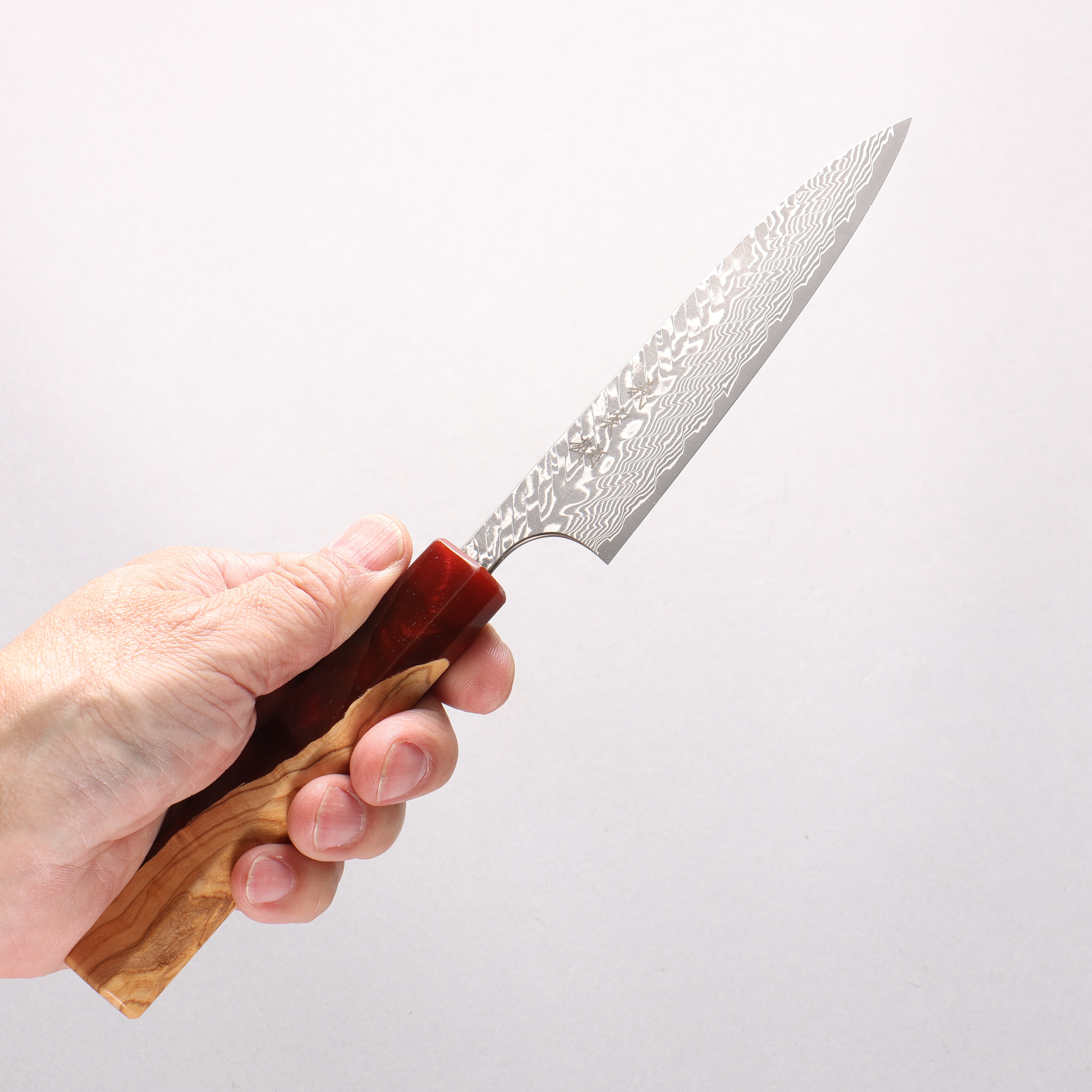 Yoshimi Kato SG2 Black Damascus Petty-Utility 120mm Olive Tree and Red Resin Handle - Seisuke Knife