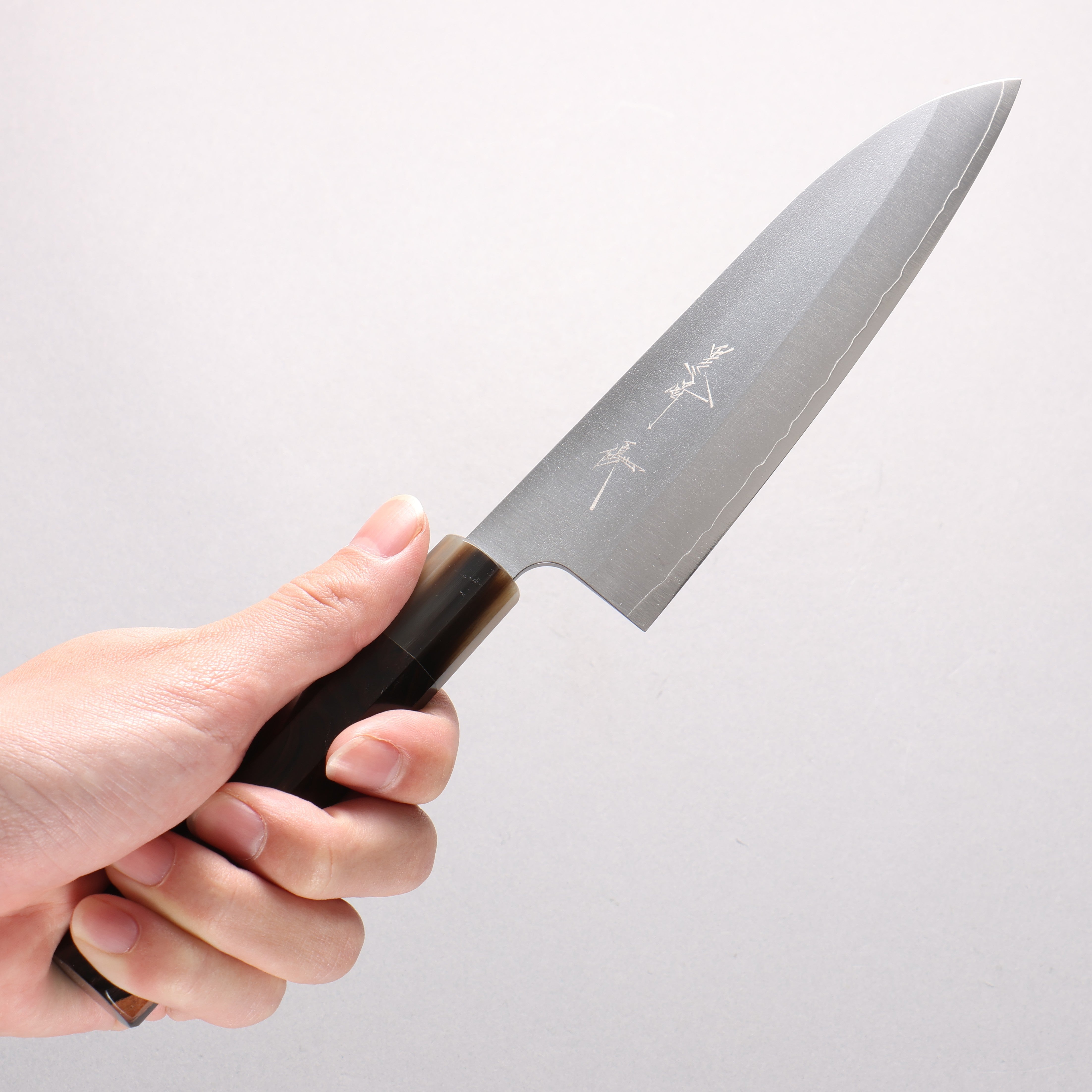 Yu Kurosaki New Gekko VG-XEOS Small Santoku 150mm Ebony Wood (ferrule: White Water Buffalo Horn) Handle - Seisuke Knife