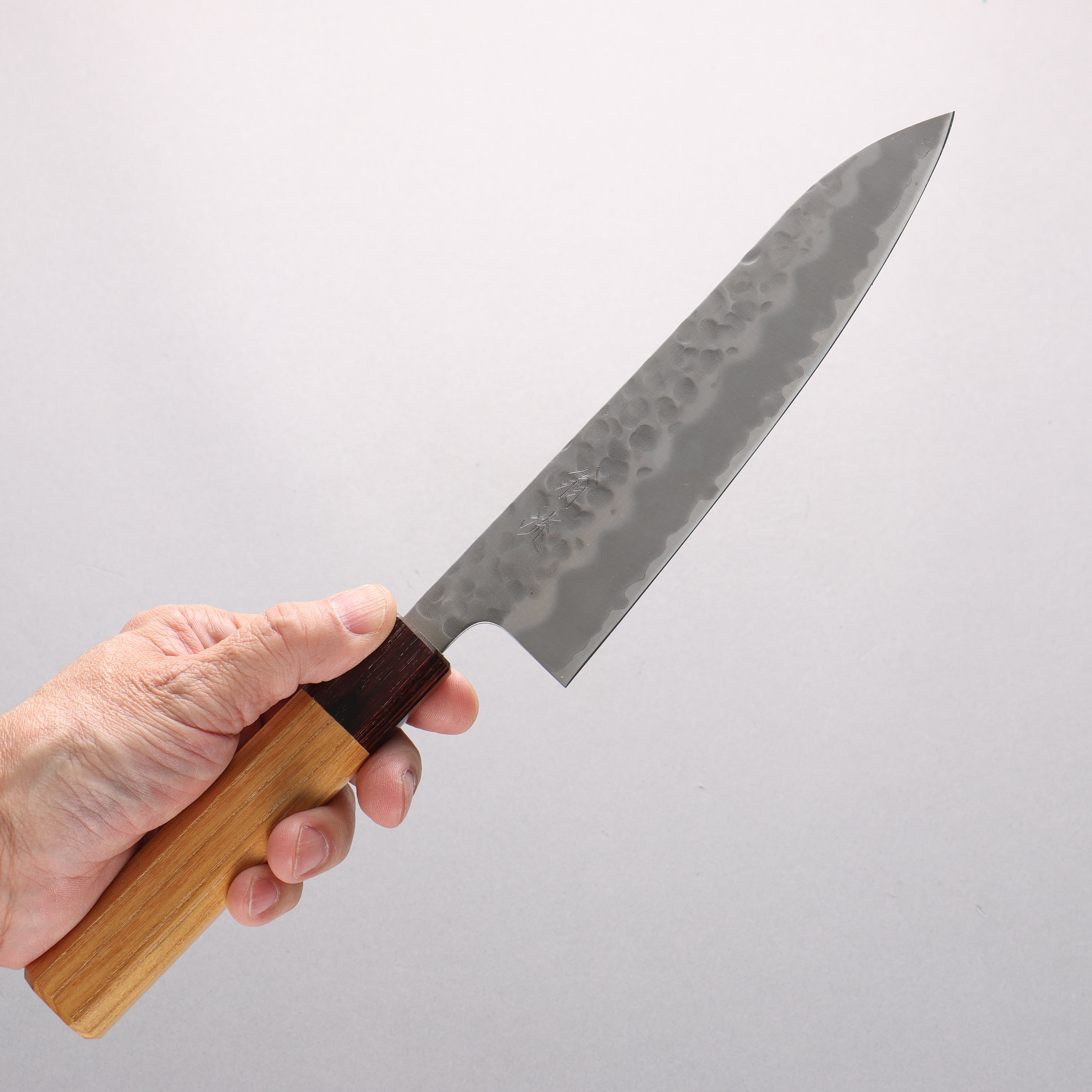 Oul White Steel No.2 Hammered Gyuto 180mm Keyaki Elm Handle - Seisuke Knife