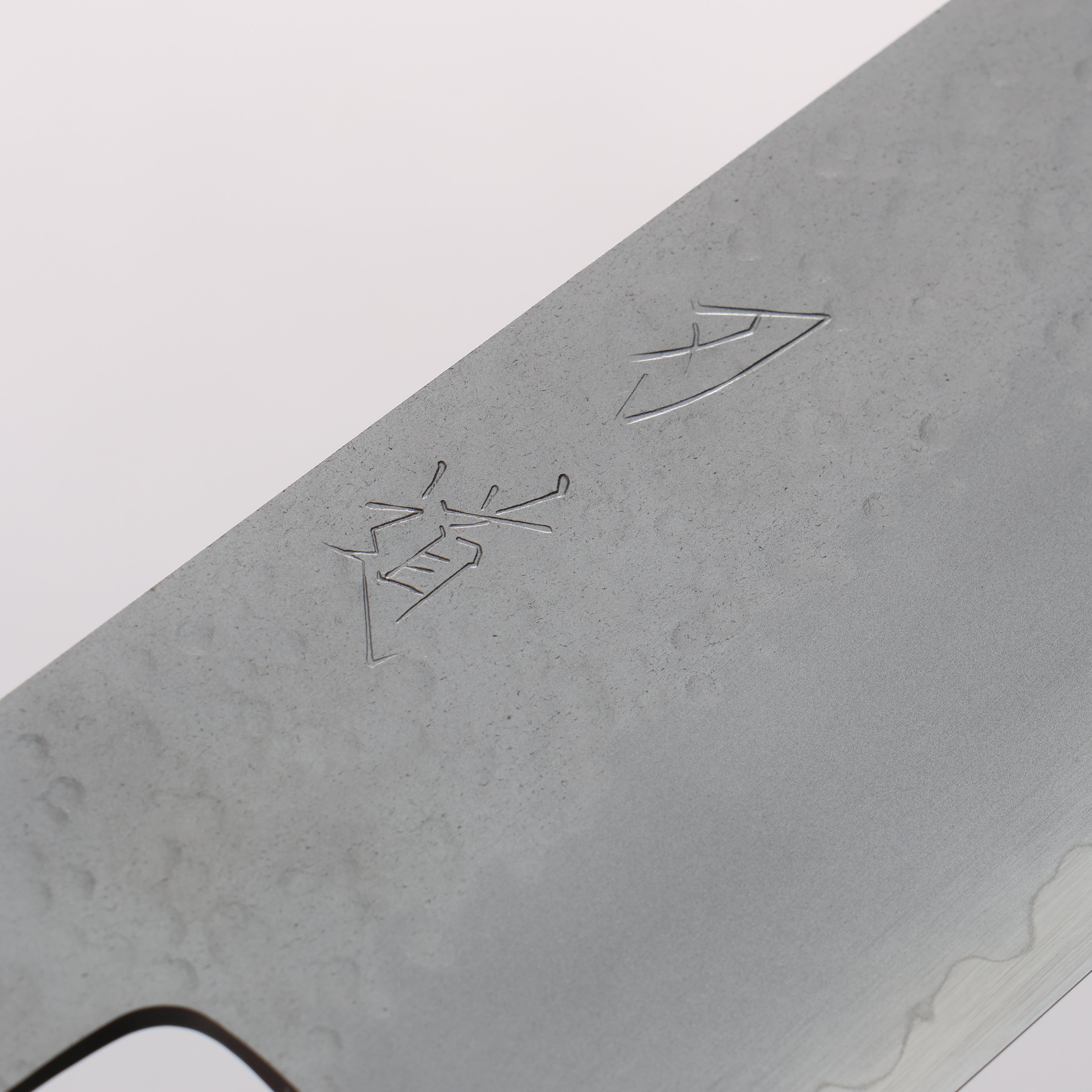 Hado Shiosai VG10 Maru Hammered Bunka 180mm Olive Wood Handle - Seisuke Knife