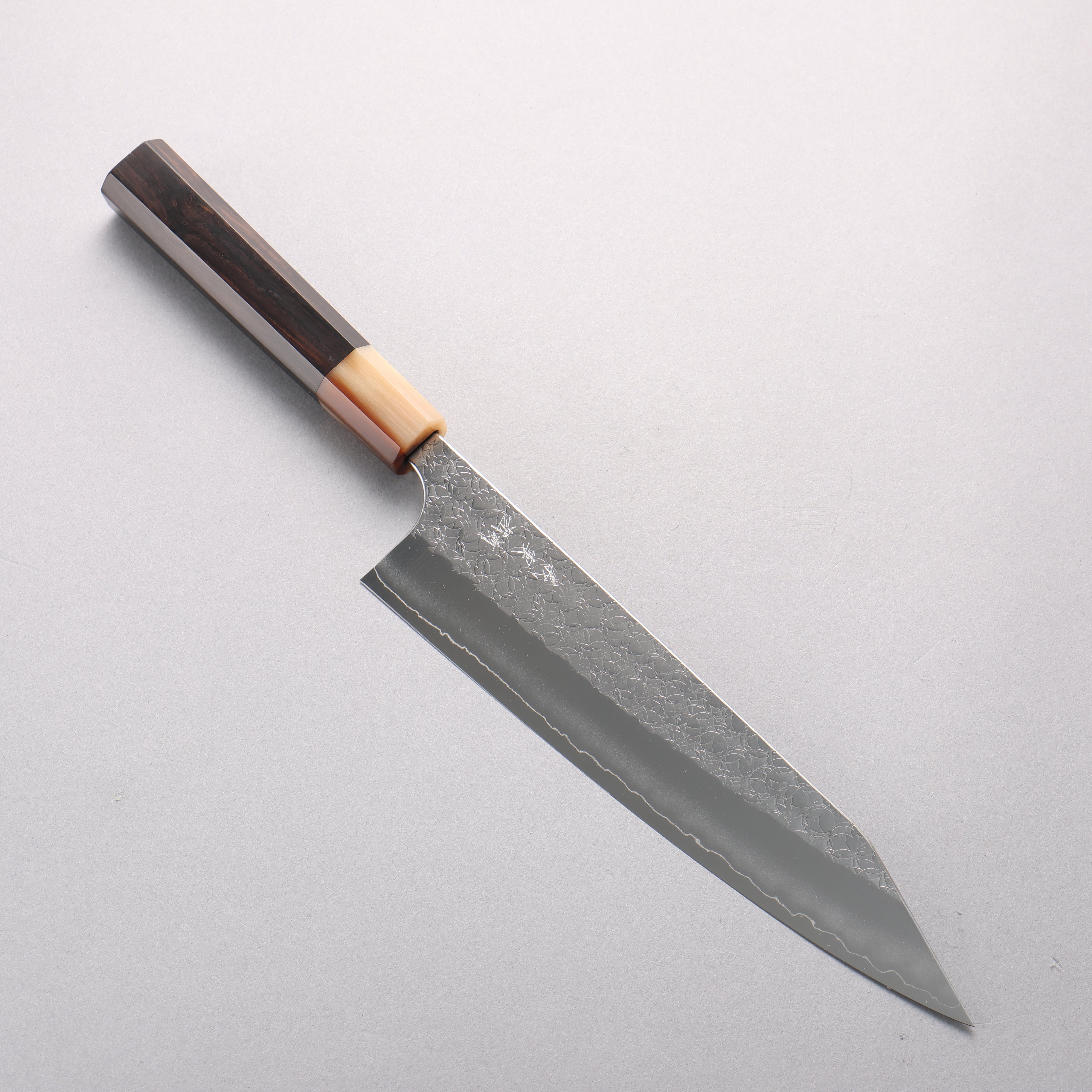 Yoshimi Kato Minamo SG2 Hammered Kiritsuke Gyuto 210mm Ebony Wood & White Horn Handle - Seisuke Knife