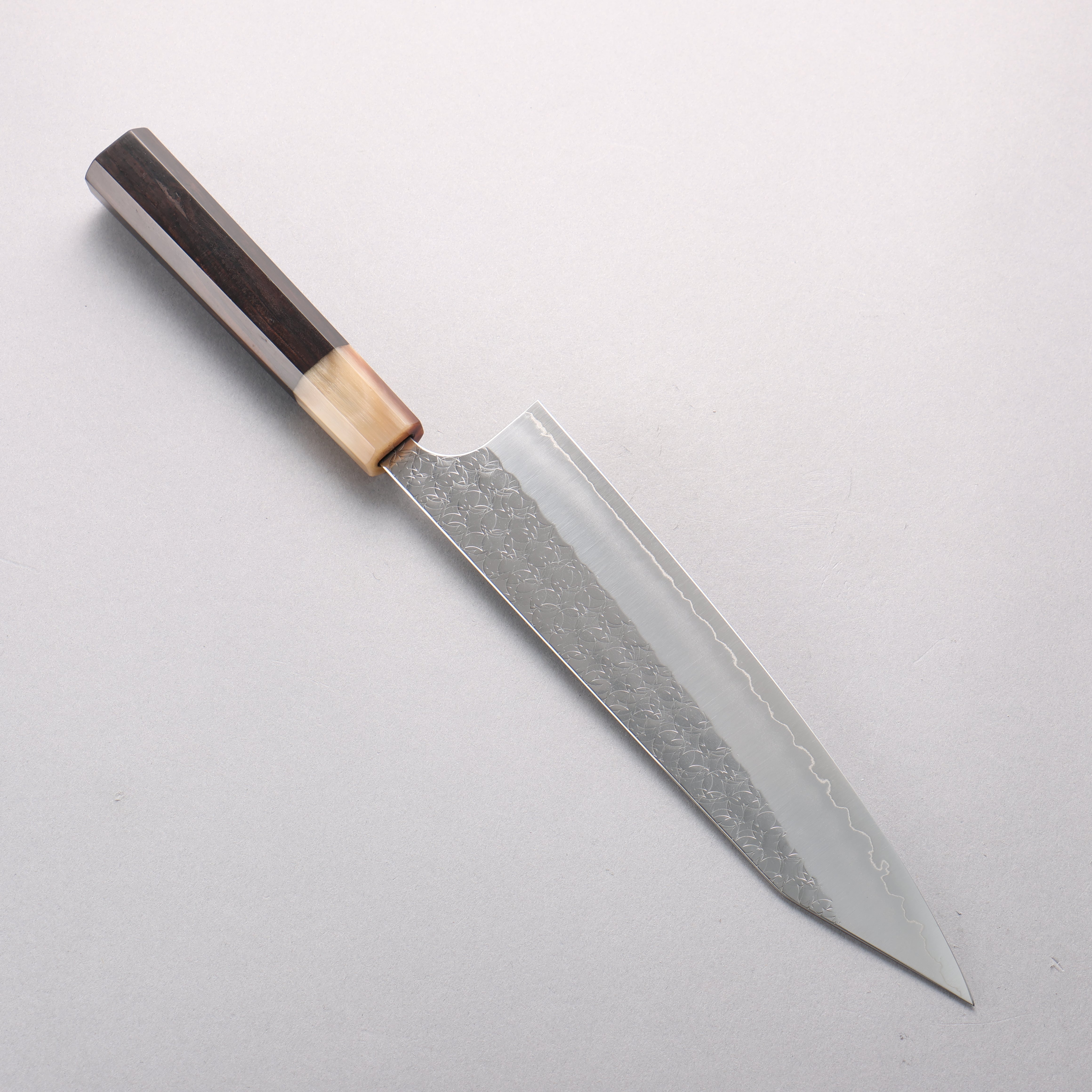 Yoshimi Kato Minamo SG2 Hammered Kiritsuke Gyuto 210mm Ebony Wood & White Horn Handle - Seisuke Knife