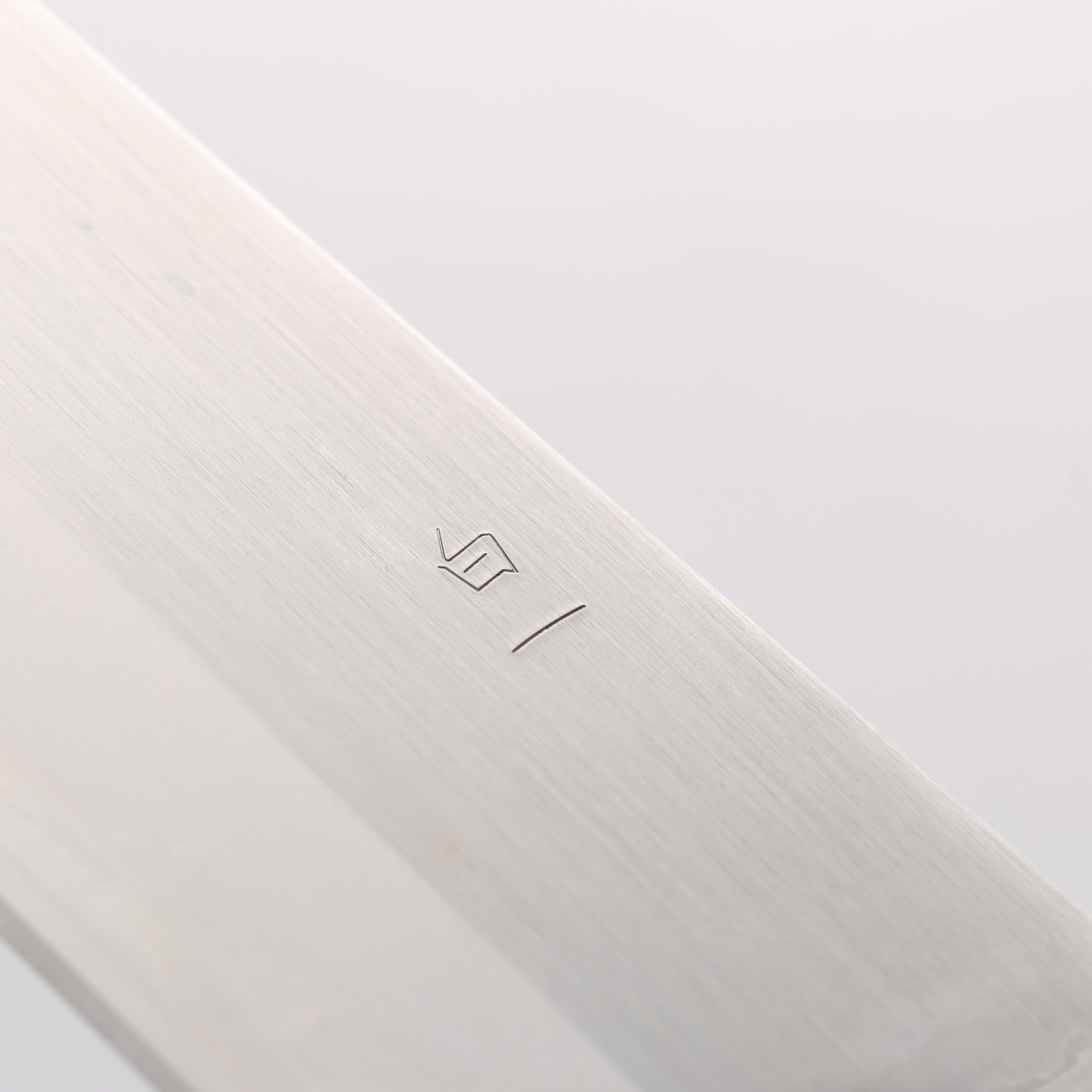 Oul White Steel No.1 Kiritsuke Gyuto 210mm Keyaki Elm Handle - Seisuke Knife