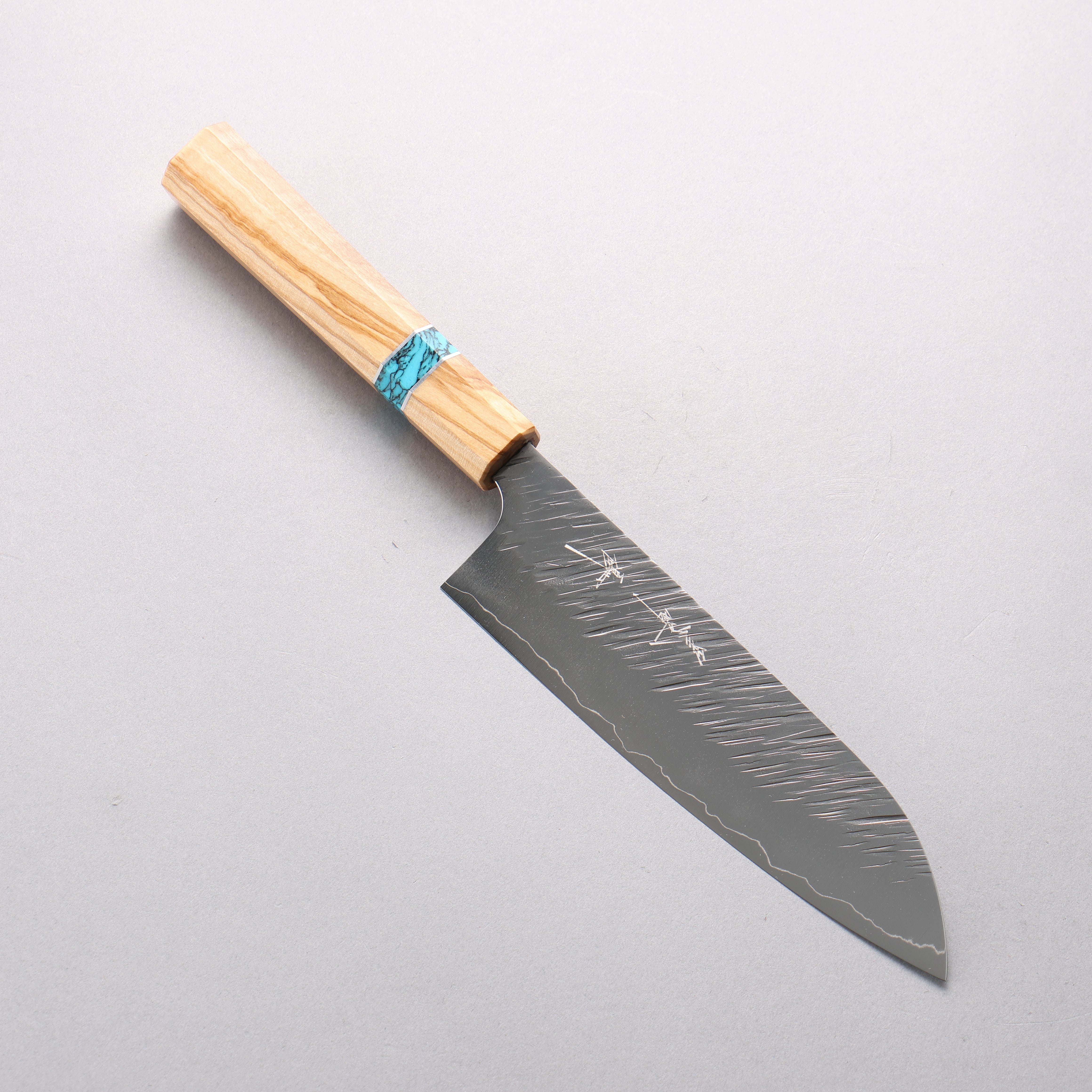 Yu Kurosaki Fujin SG2 Hammered Santoku 170mm Olive Wood & Turquoise Ring Handle - Seisuke Knife