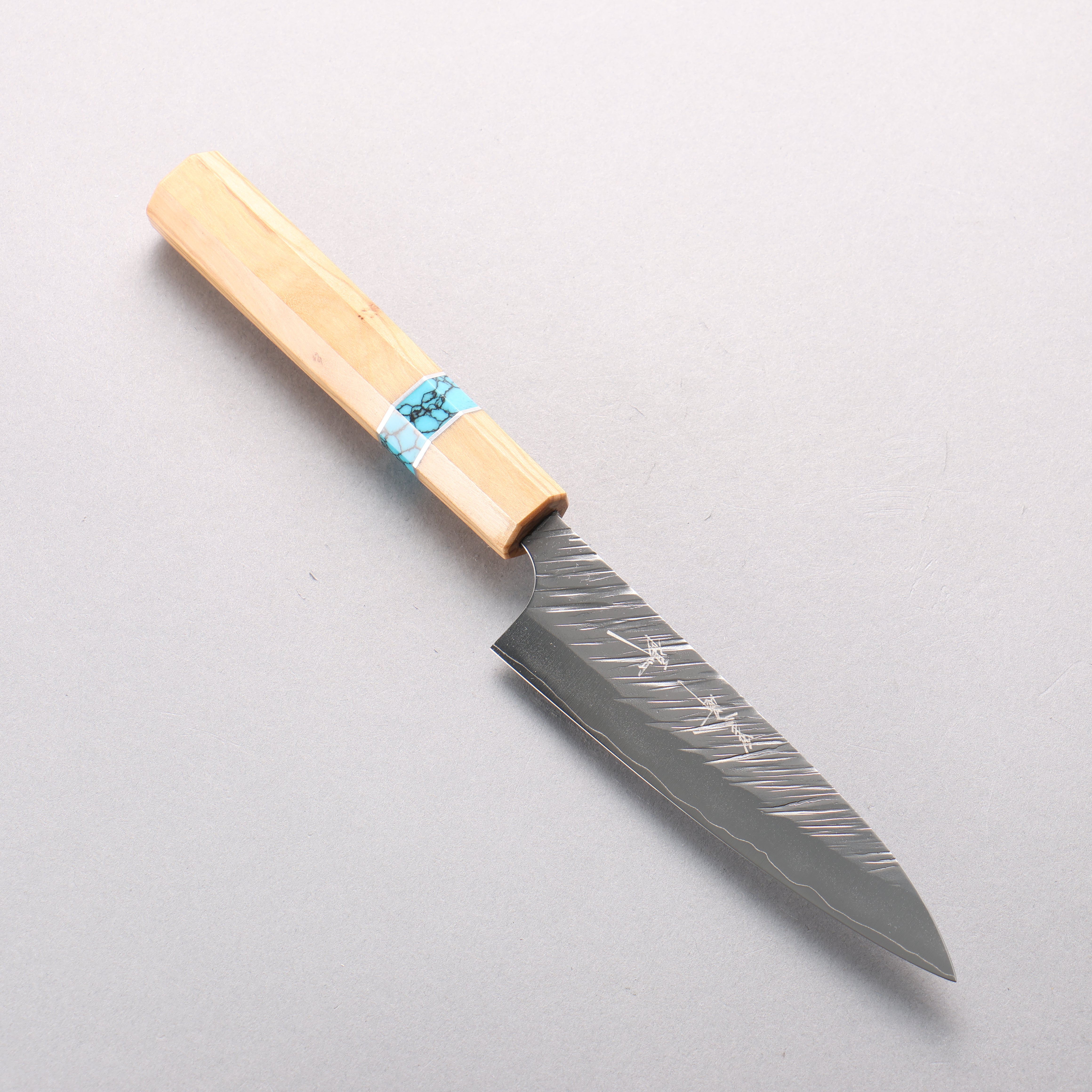 Yu Kurosaki Fujin SG2 Hammered Petty-Utility 120mm Olive Wood & Turquoise Ring Handle - Seisuke Knife