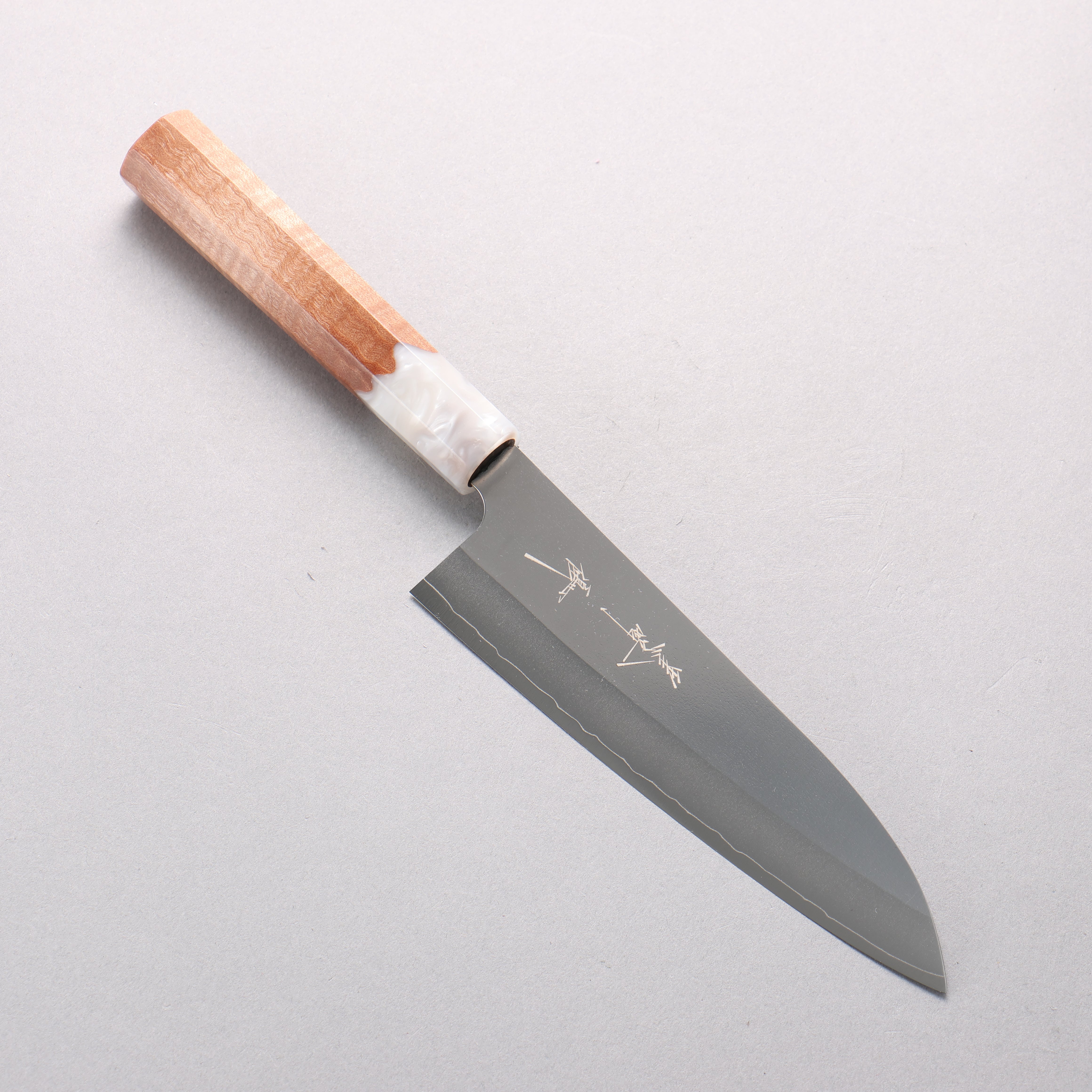 Yu Kurosaki New Gekko VG-XEOS Small Santoku 150mm Birch & White Resin Handle - Seisuke Knife