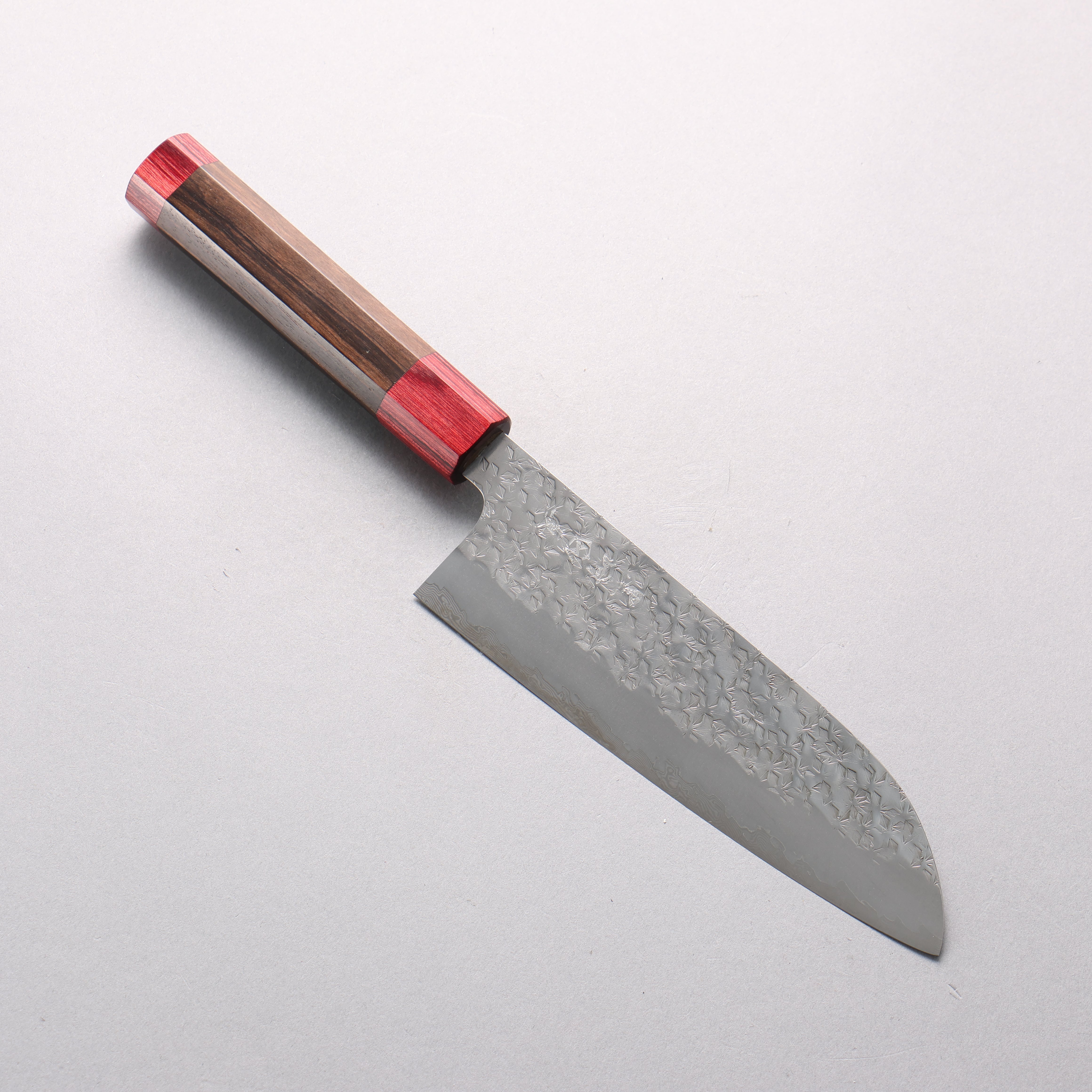 Makoto Kurosaki Kaen Coreless Hammered Damascus Santoku 170mm Ebony Wood(With Double Red Pakka wood) Handle - Seisuke Knife
