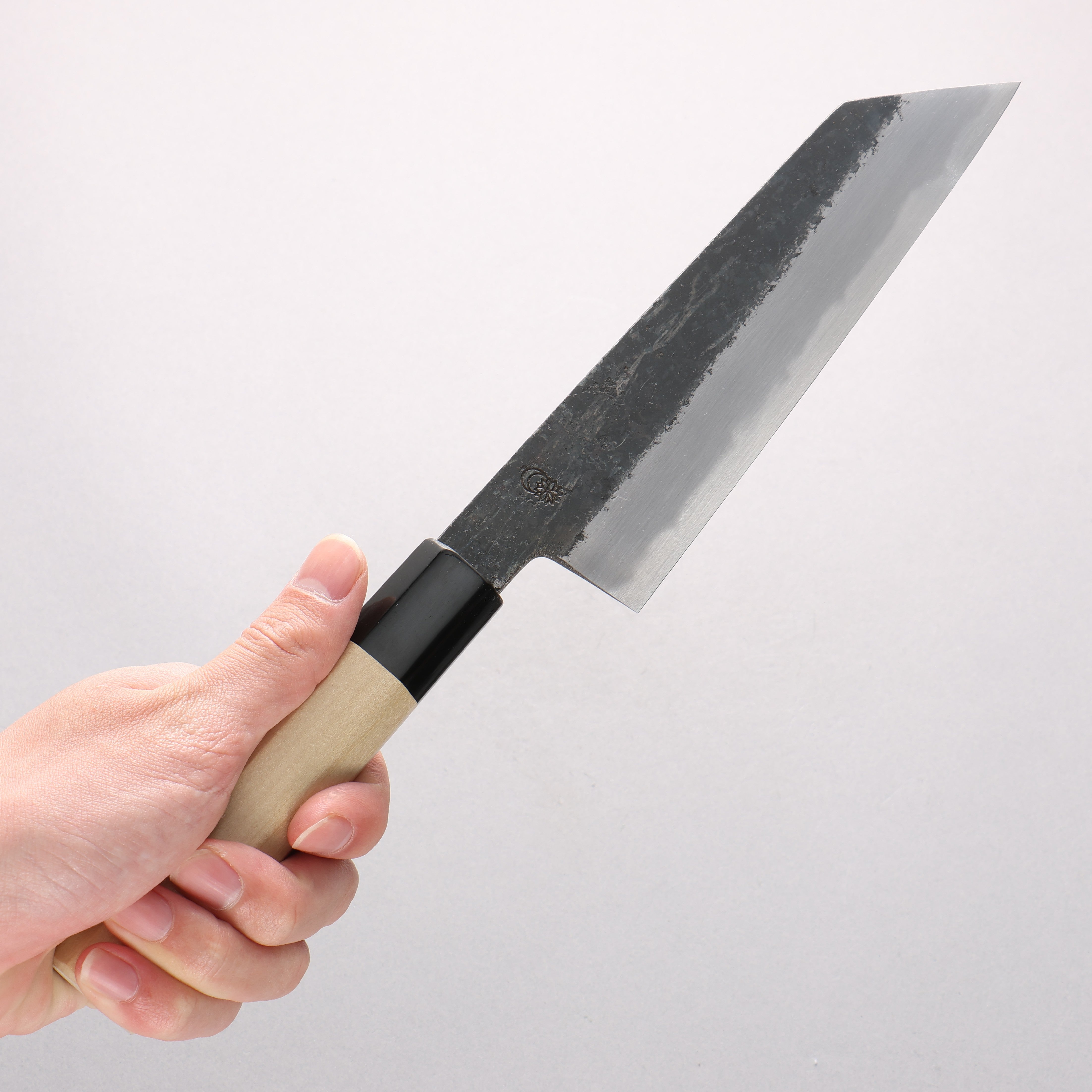 Kikuzuki White Steel No.2 Black Finished Kiritsuke Santoku 180mm with Magnolia Handle - Seisuke Knife