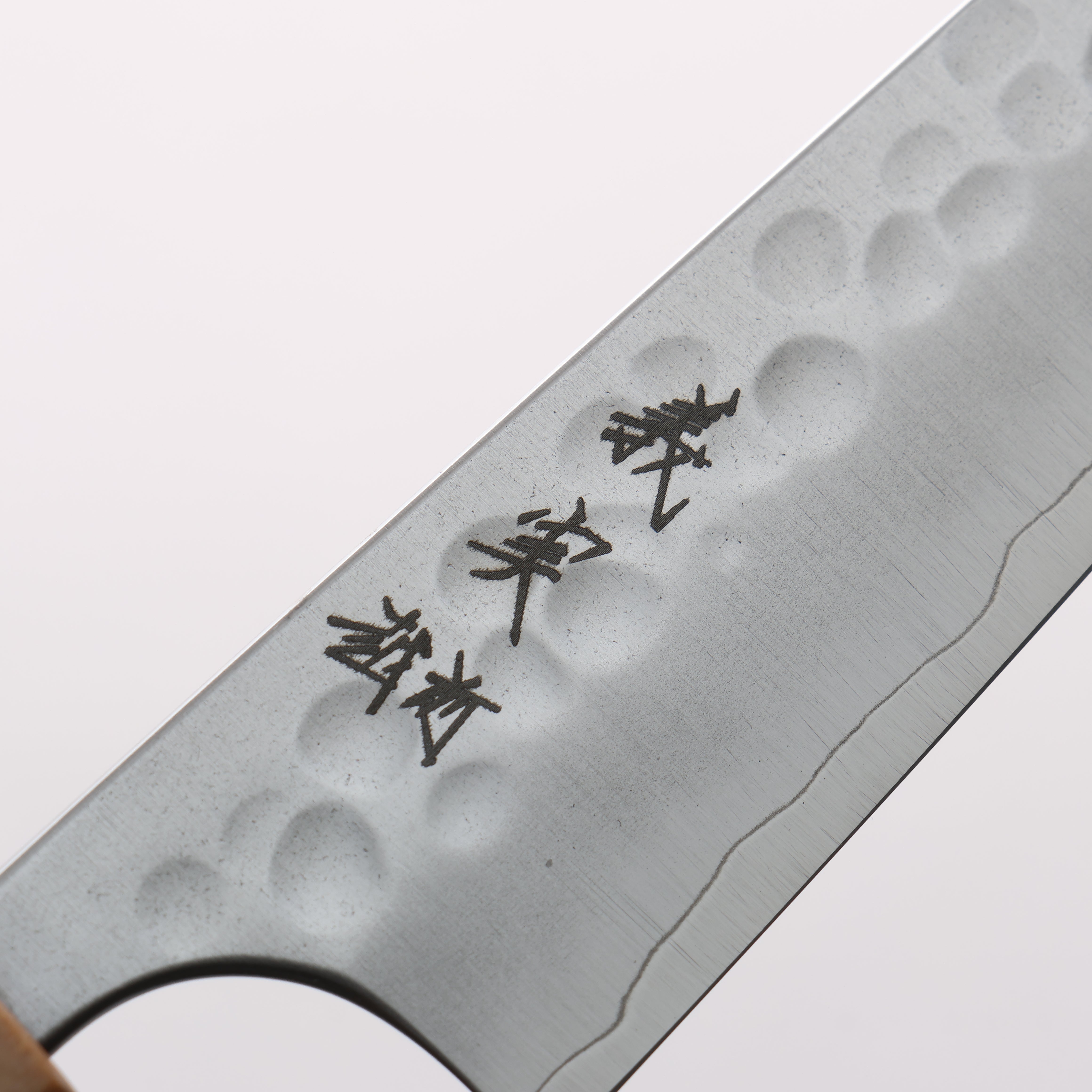 Yoshimi Kato Silver Steel No.3 Maru Hammered Migaki Petty-Utility 120mm Rosewood & White Pakkawood Handle - Seisuke Knife