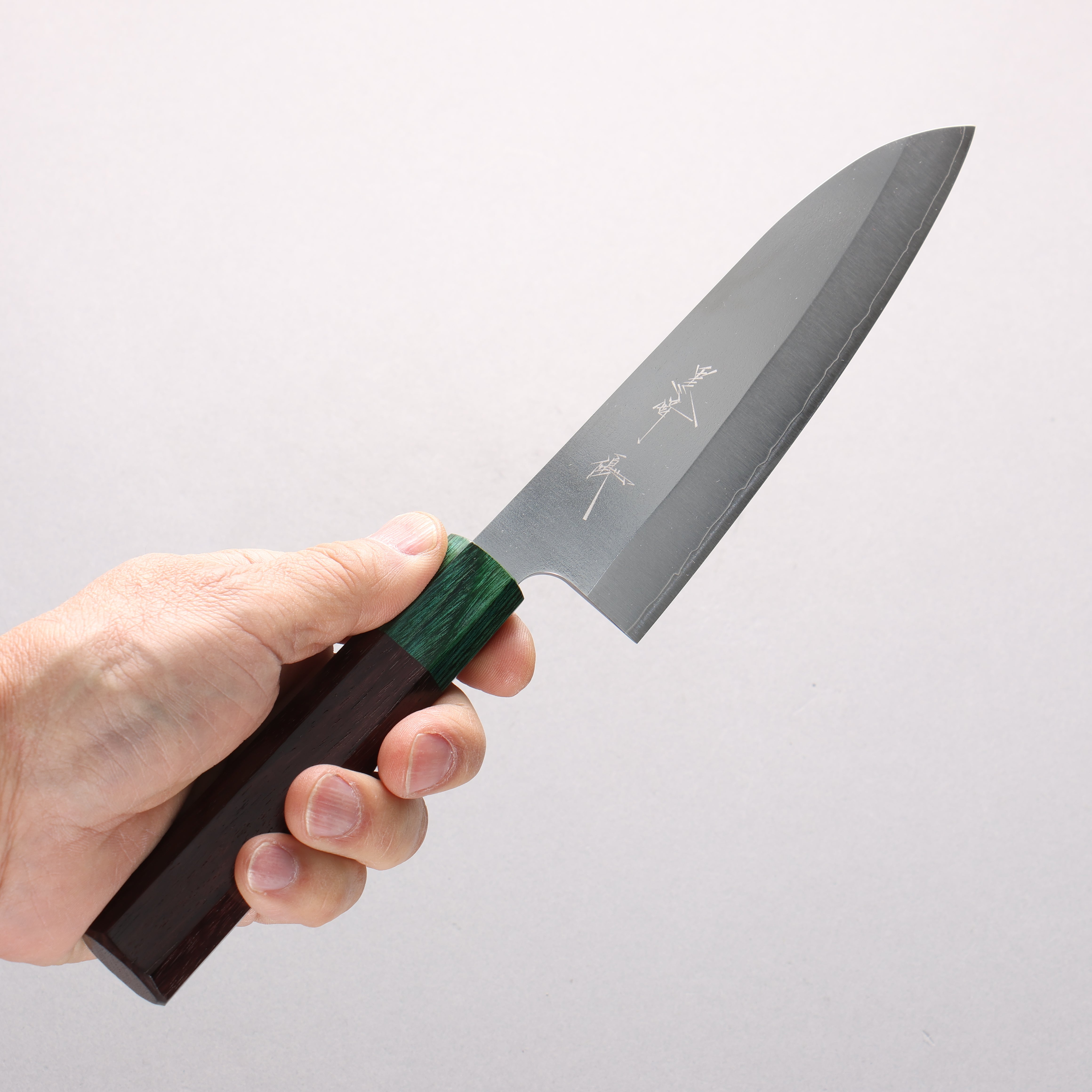 Yu Kurosaki New Gekko VG-XEOS Small Santoku 150mm Rosewood & Green Pakkawood Handle - Seisuke Knife