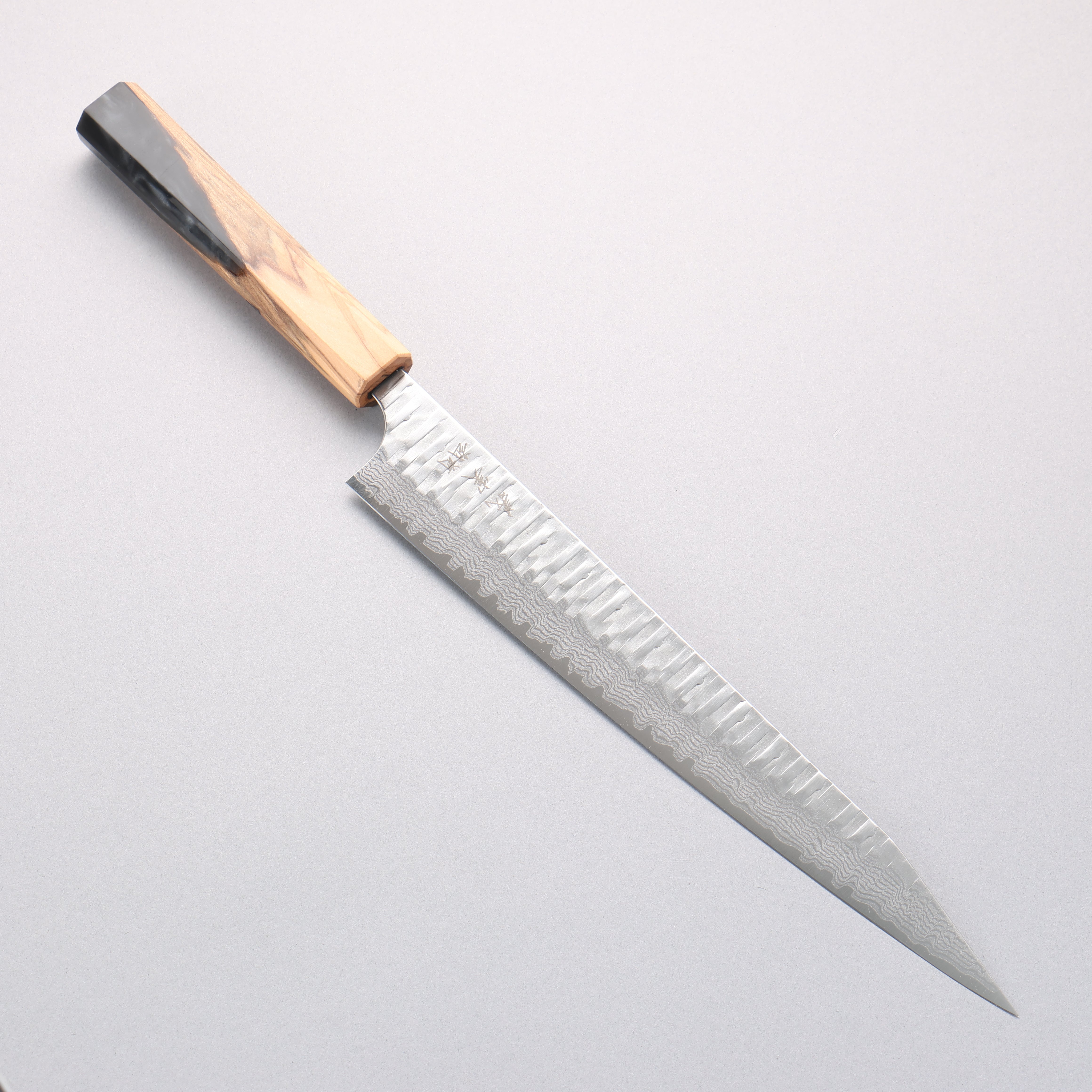 Yoshimi Kato Kasuri VG-XEOS Hammered Damascus Kiritsuke Sujihiki 270mm Olive Tree and Black/White Marble Resin Handle - Seisuke Knife