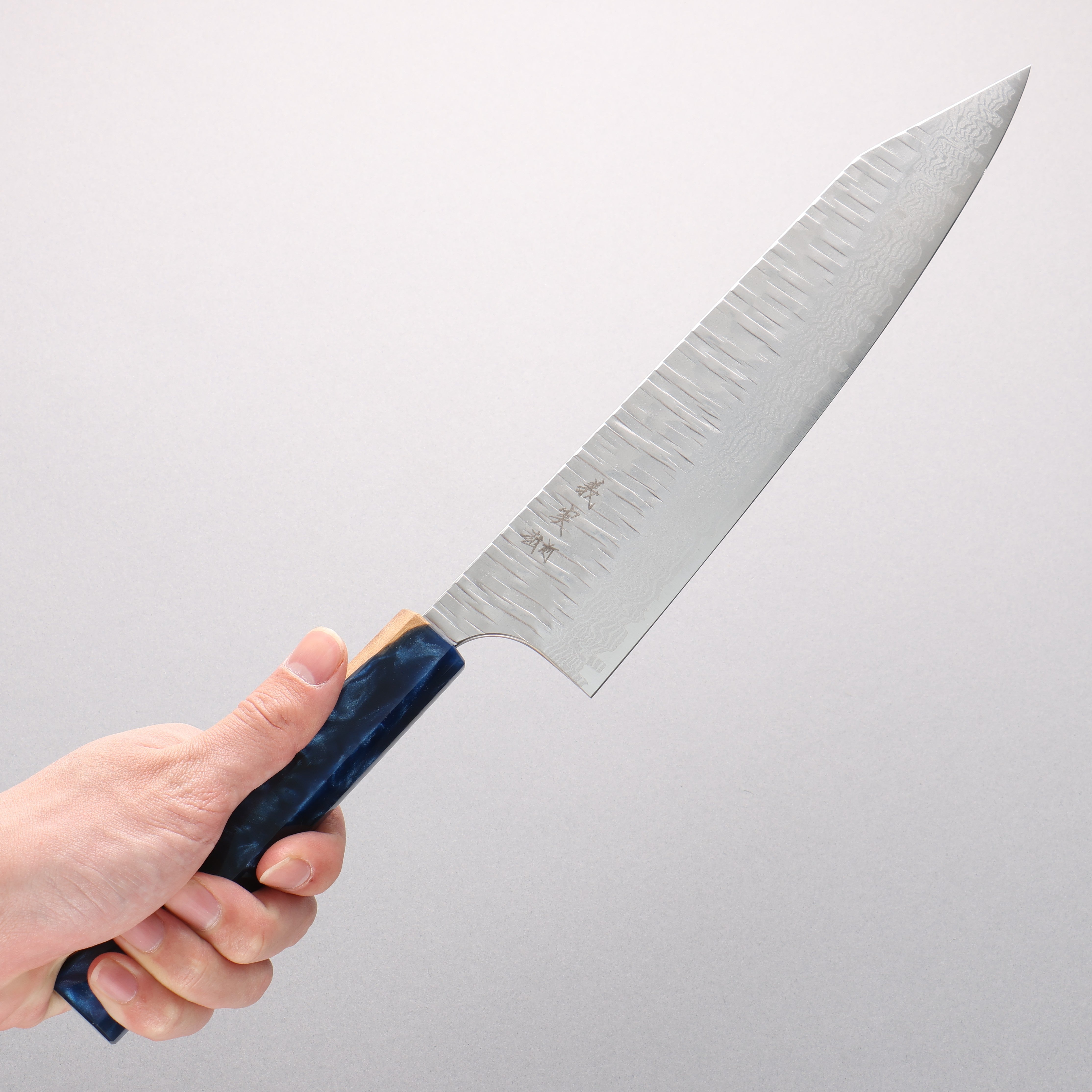 Yoshimi Kato Kasuri VG-XEOS Hammered Damascus Kiritsuke Gyuto 240mm Olive Tree and Blue Resin Handle - Seisuke Knife