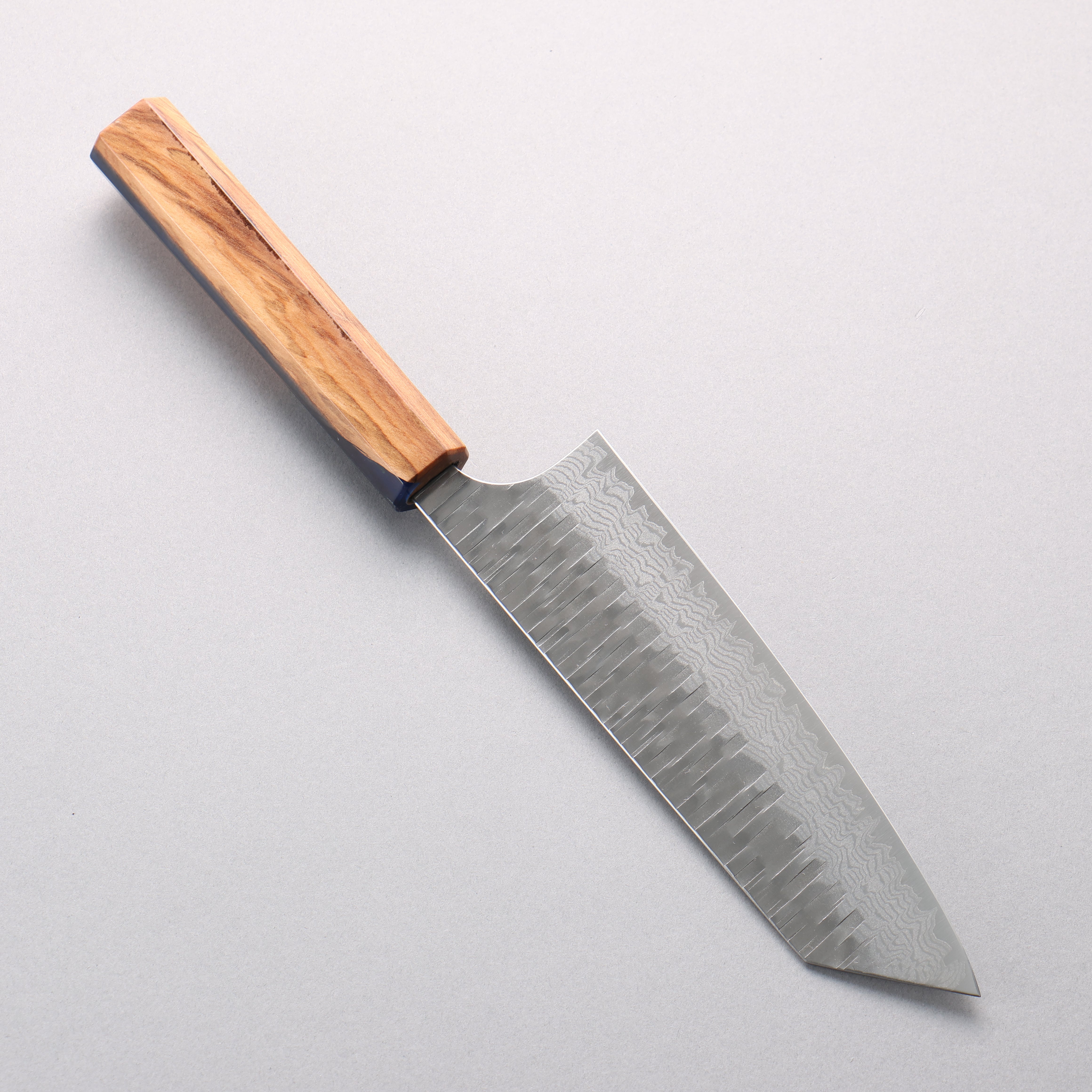 Yoshimi Kato Kasuri VG-XEOS Hammered Damascus Bunka 170mm Olive Wood & Blue Resin Handle - Seisuke Knife
