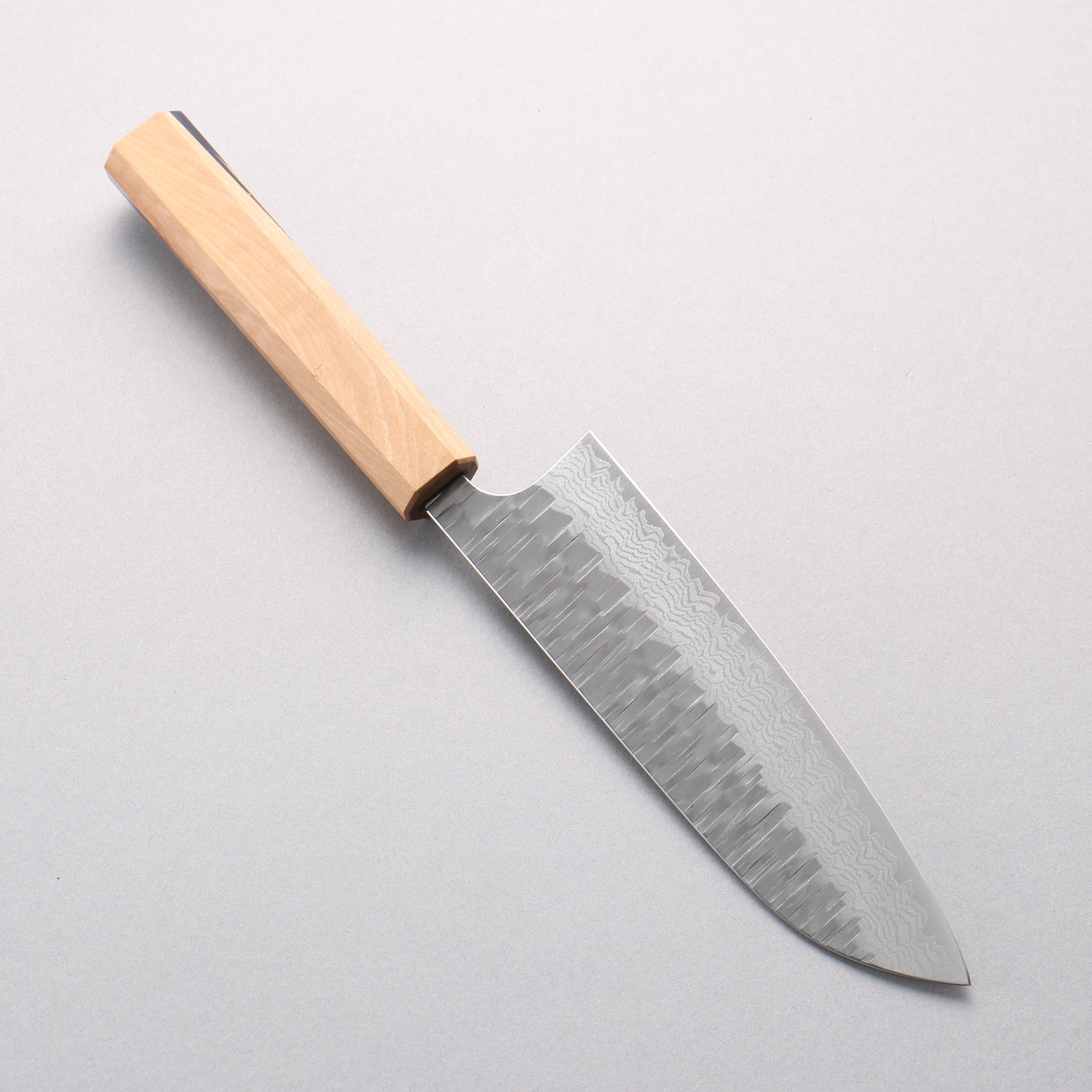 Yoshimi Kato Kasuri VG-XEOS Hammered Damascus Santoku 170mm Olive Wood & Blue Resin Handle - Seisuke Knife