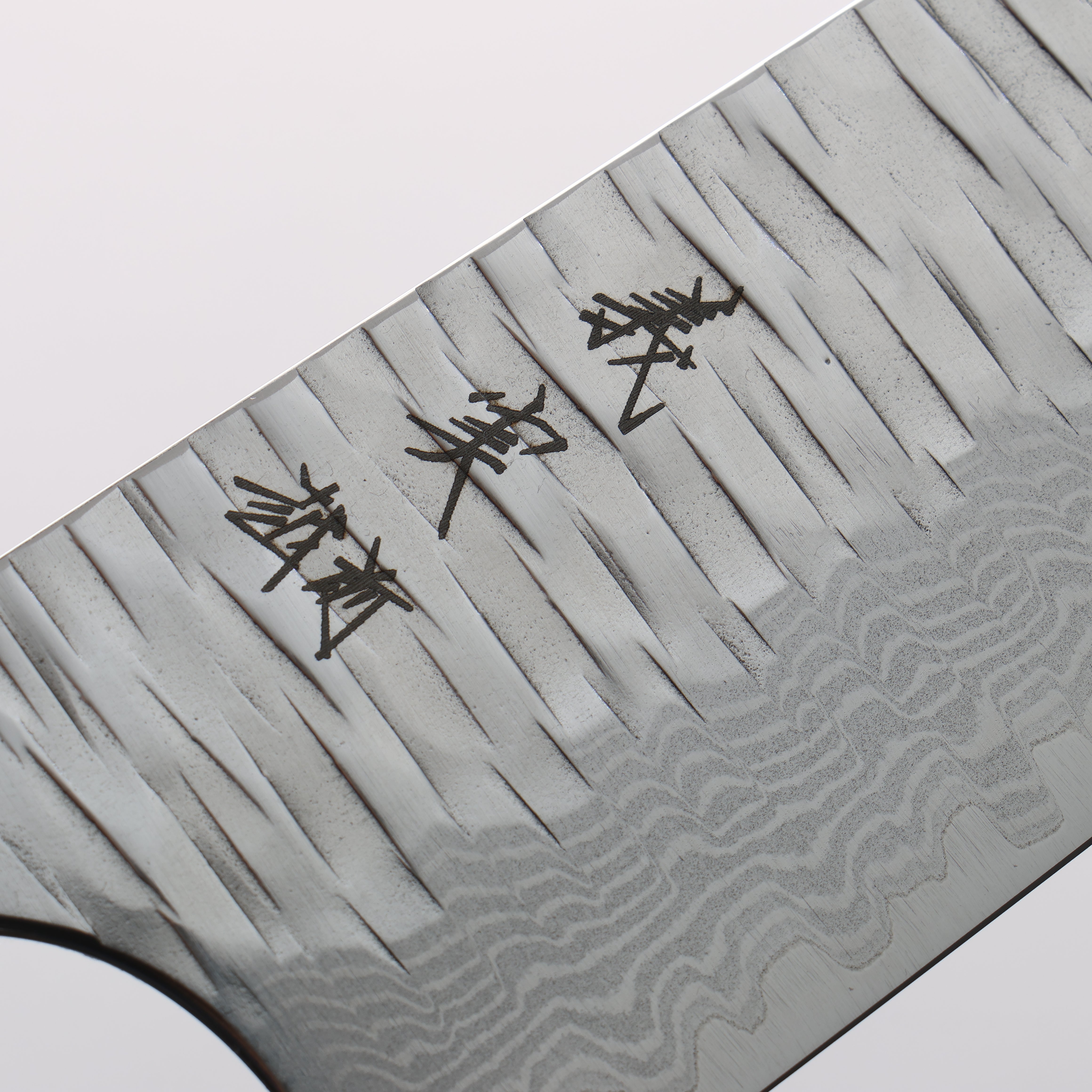 Yoshimi Kato Kasuri VG-XEOS Hammered Damascus Kiritsuke Gyuto 210mm Olive Wood & Blue Resin Handle - Seisuke Knife