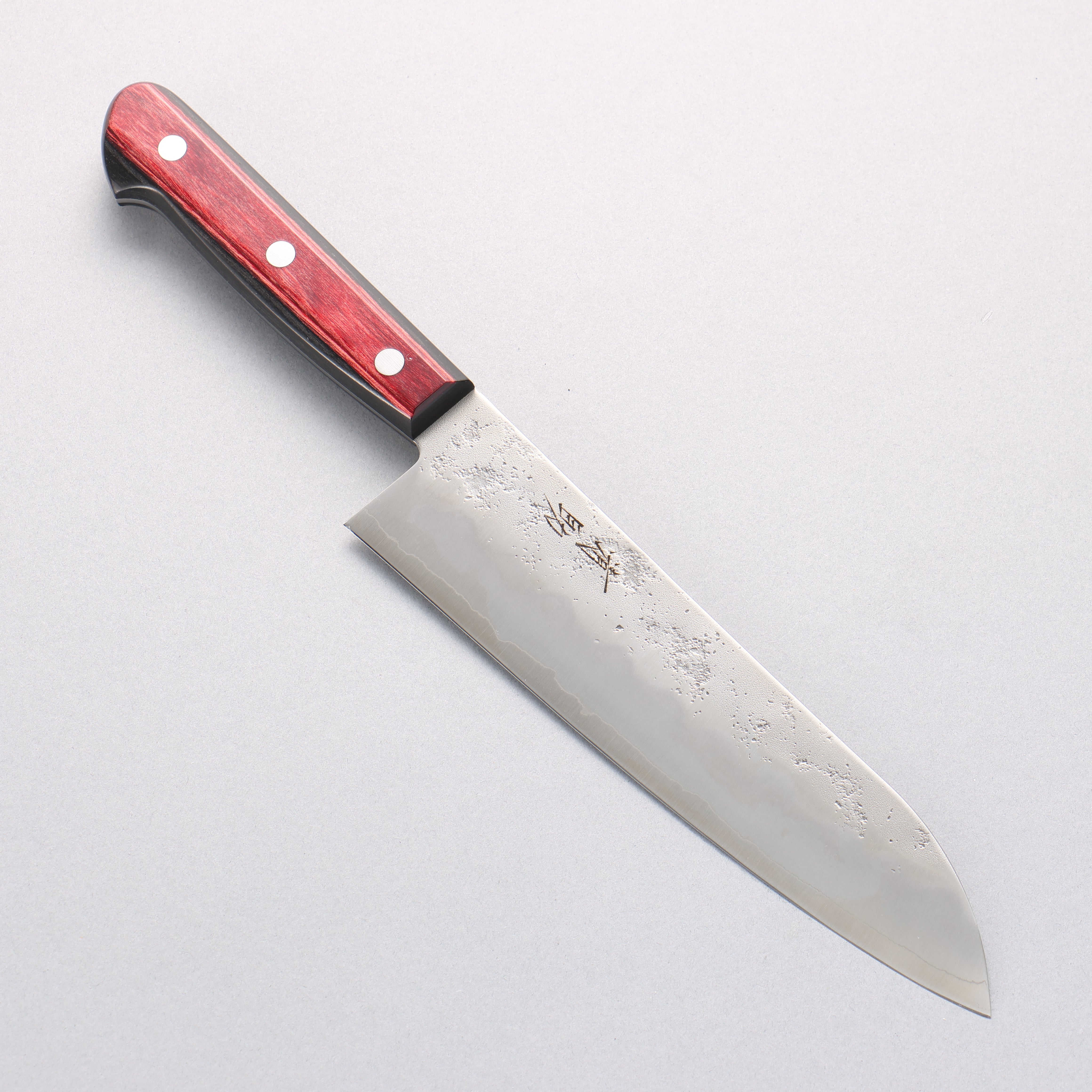 Seisuke Silver Steel No.3 Nashiji Santoku 180mm Red Pakkawood Handle - Seisuke Knife