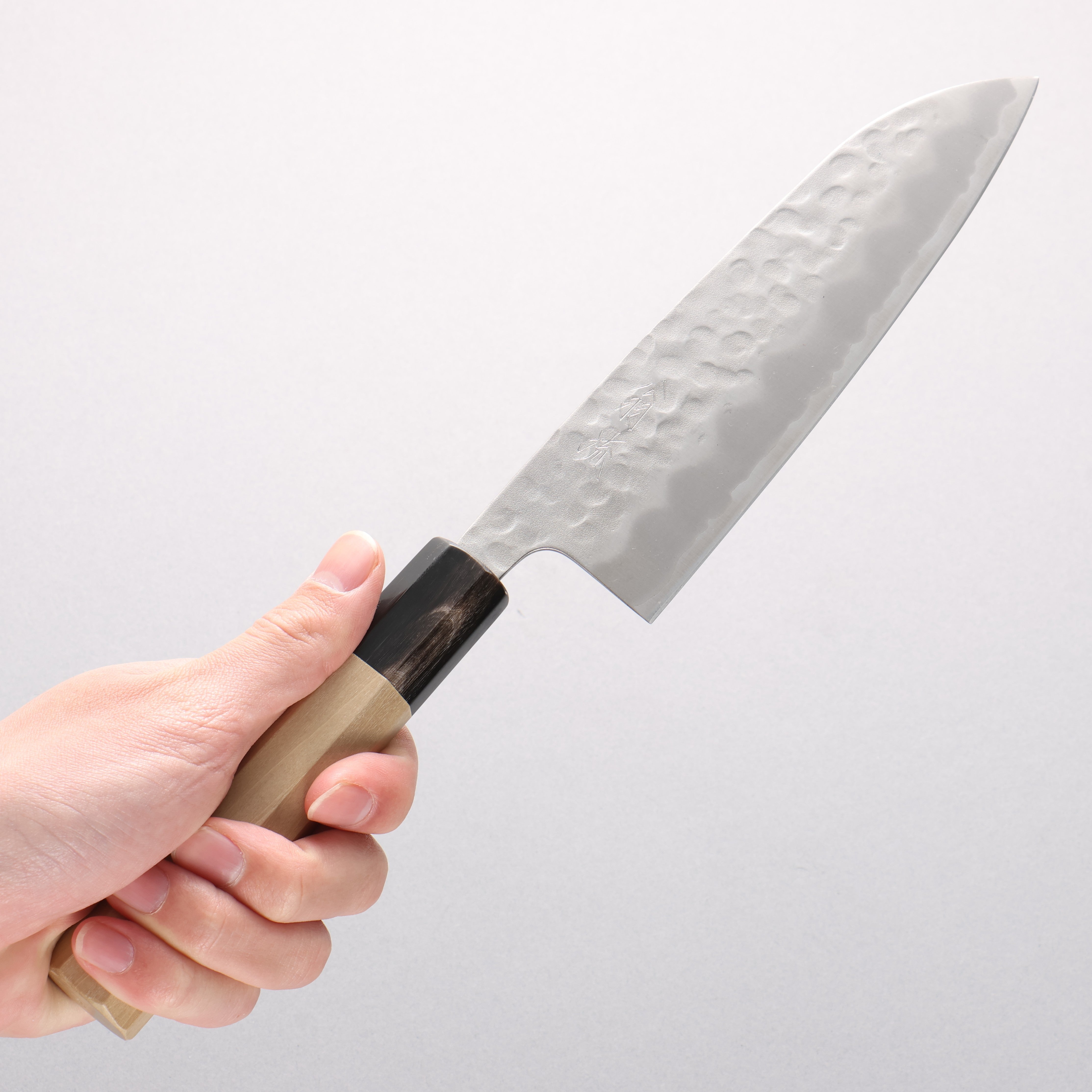 Oul White Steel No.2 Hammered Santoku 165mm Magnolia Handle - Seisuke Knife