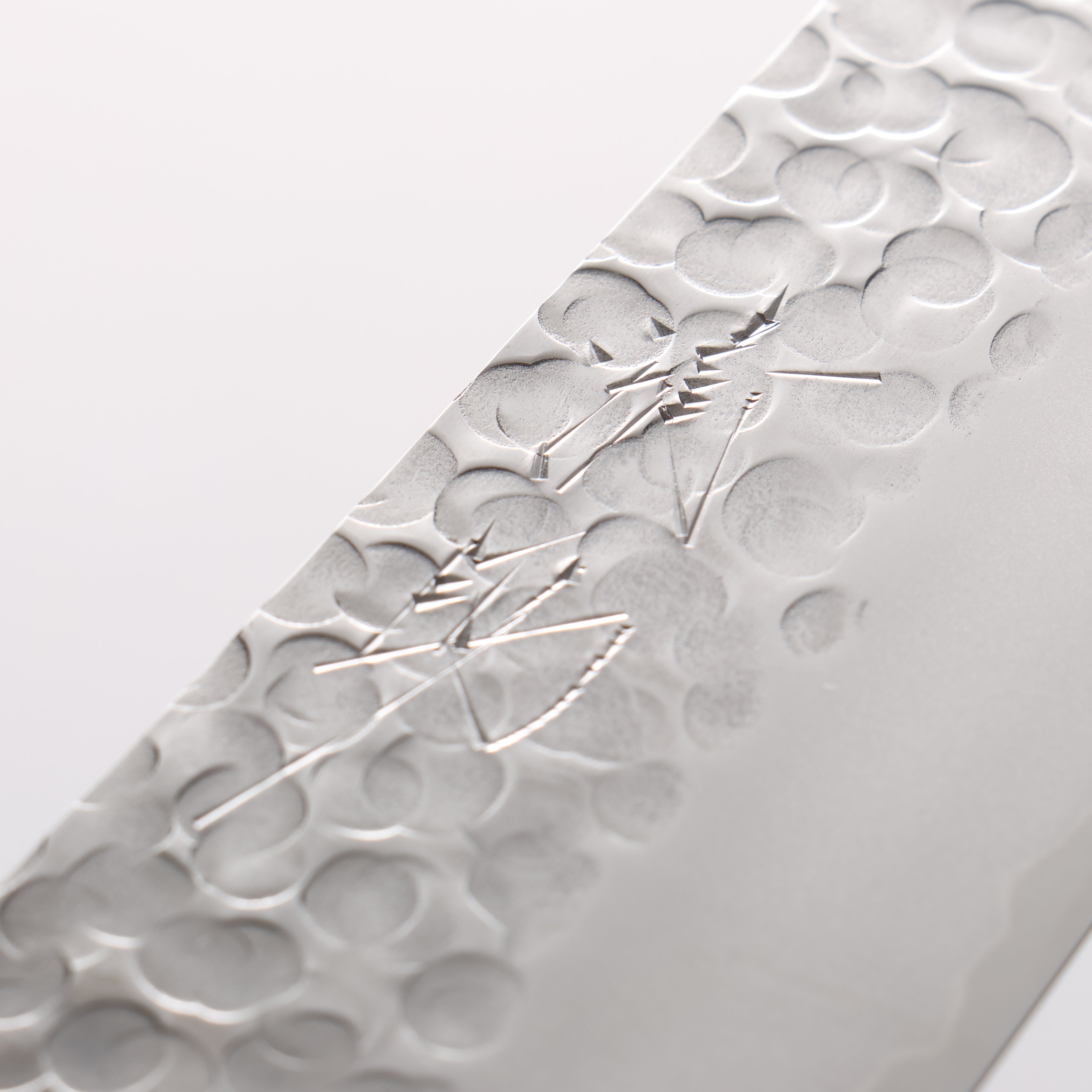 Seisuke VG1 Hammered Migaki Finished Santoku 165mm Black Pakka wood Handle - Seisuke Knife