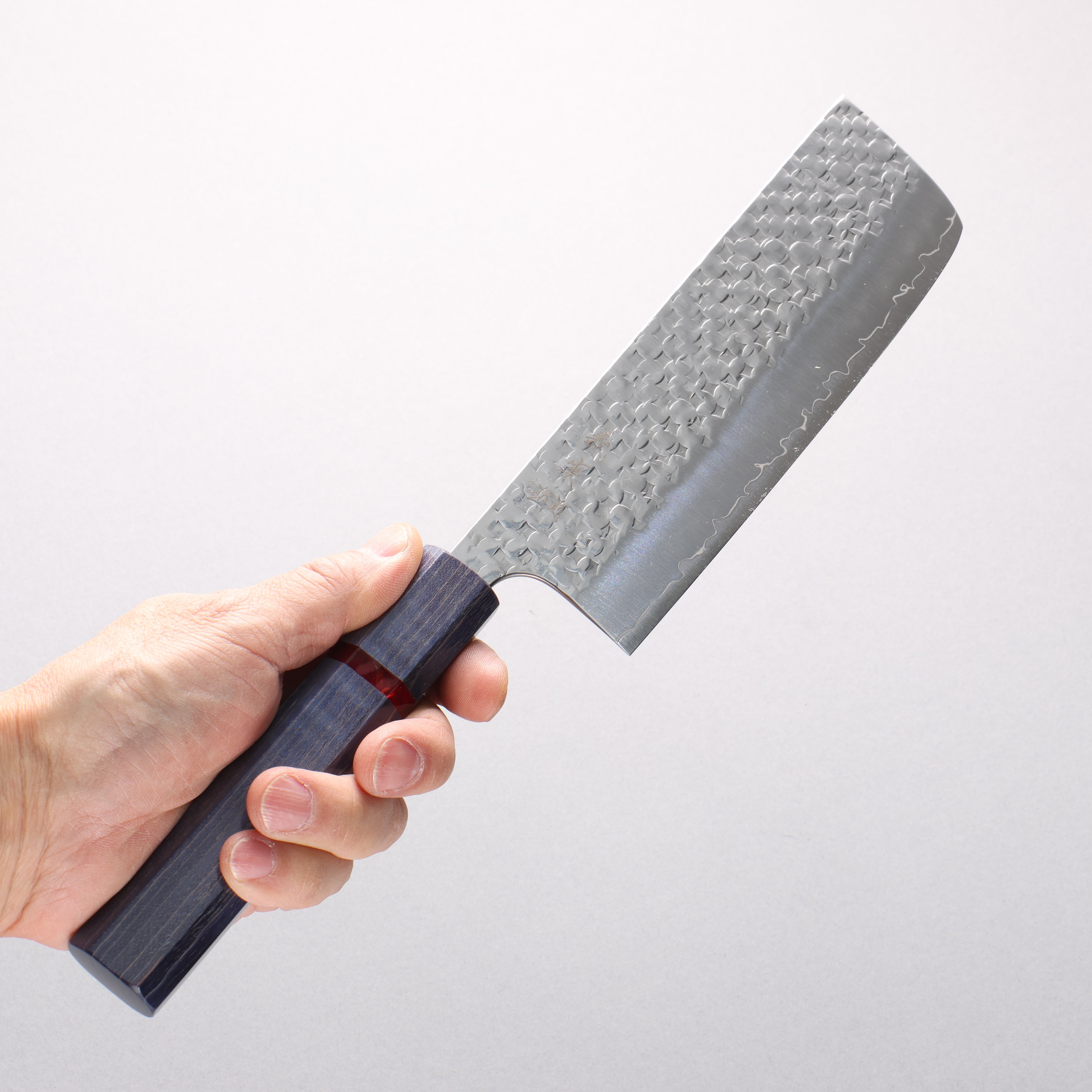 Yoshimi Kato Minamo II SPG STRIX Hammered Nakiri 165mm Blue Stabilized Wood (With Red Ring) Handle - Seisuke Knife