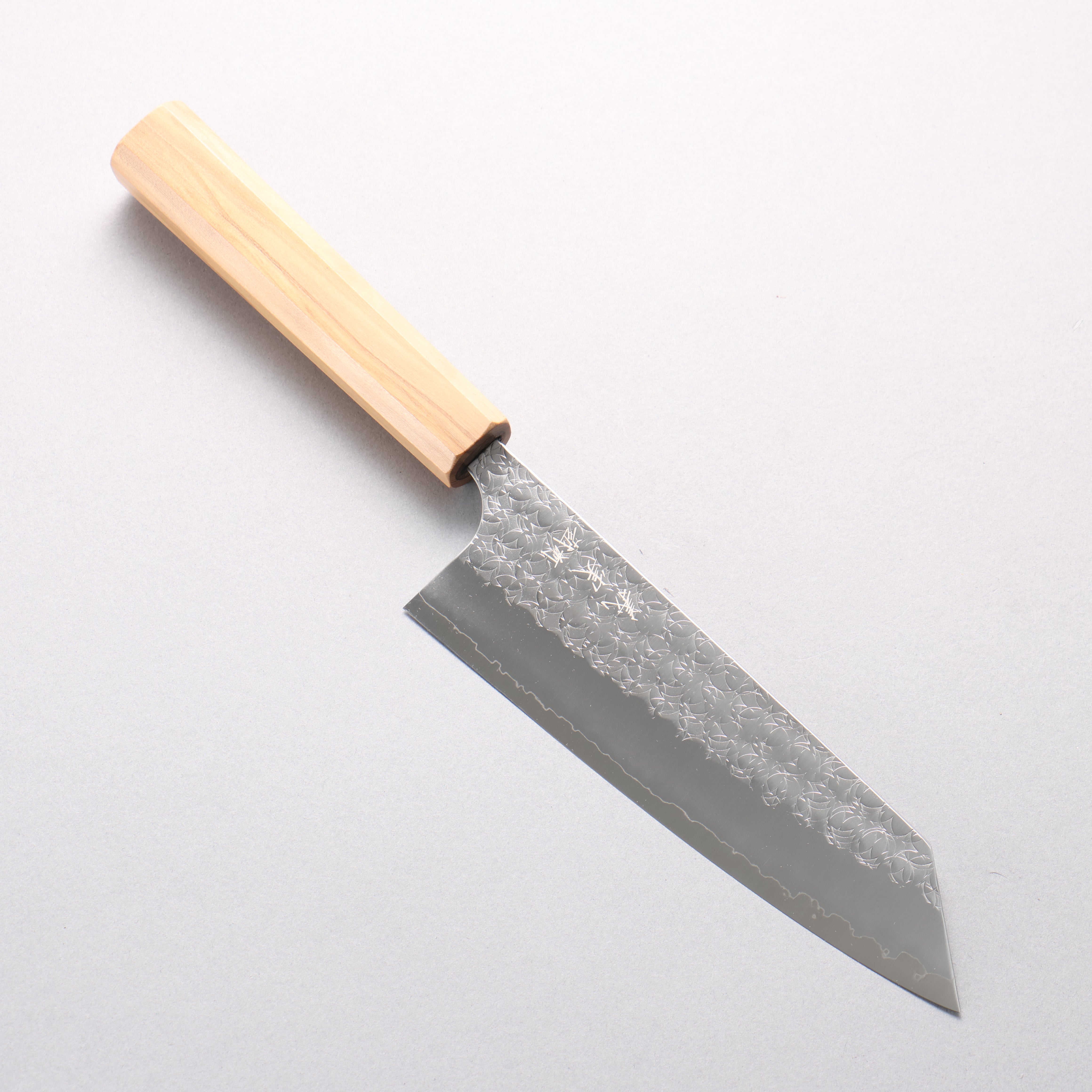 Yoshimi Kato Minamo SG2 Hammered Bunka 170mm Olive Wood Handle - Seisuke Knife