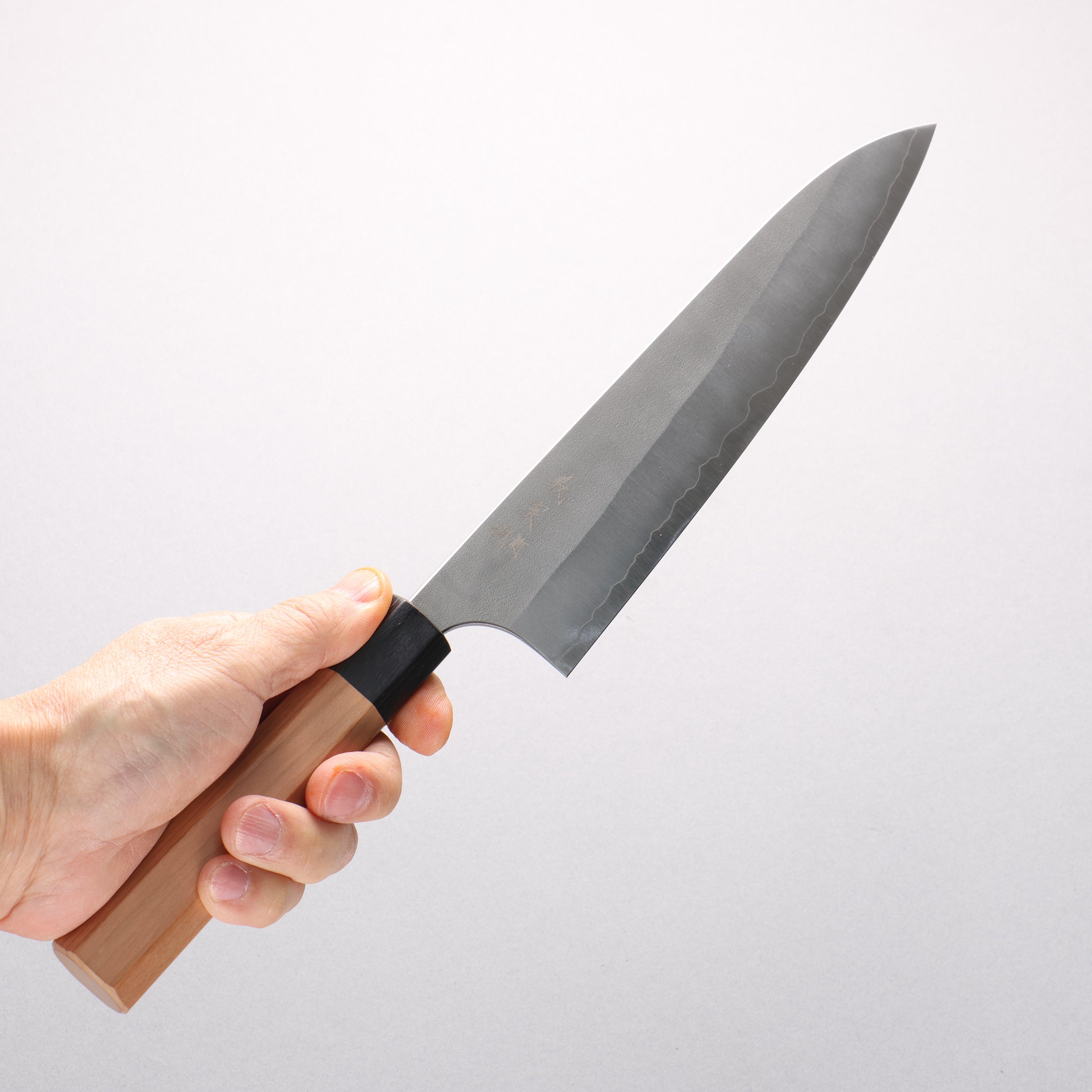 Yoshimi Kato Silver Steel No.3 Nashiji Gyuto 210mm Cherry Wood & Black Pakkawood Handle - Seisuke Knife