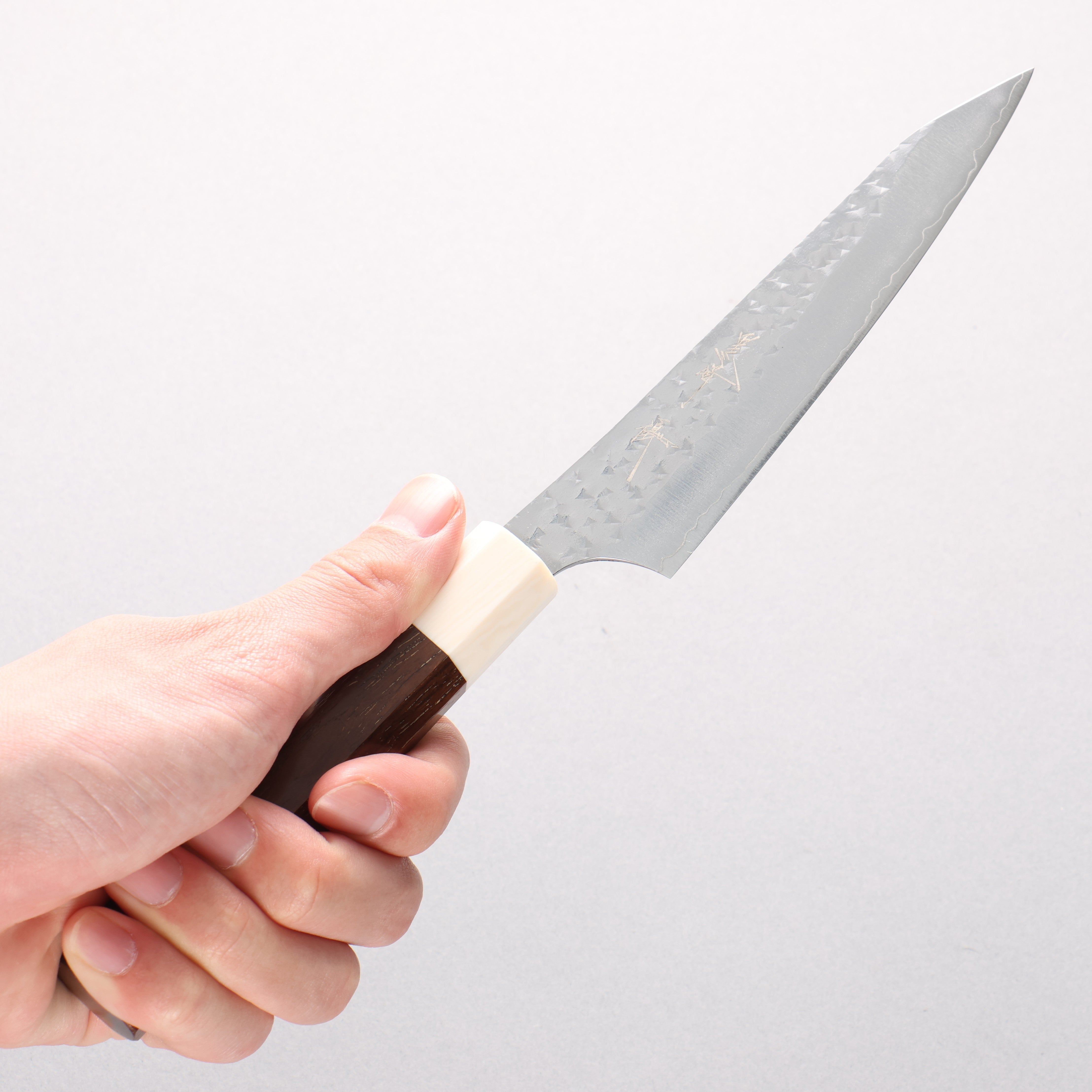 Yu Kurosaki Senko Ei SG2 Hammered Petty-Utility 130mm Walnut (Ferrule: White Resin) Handle - Seisuke Knife