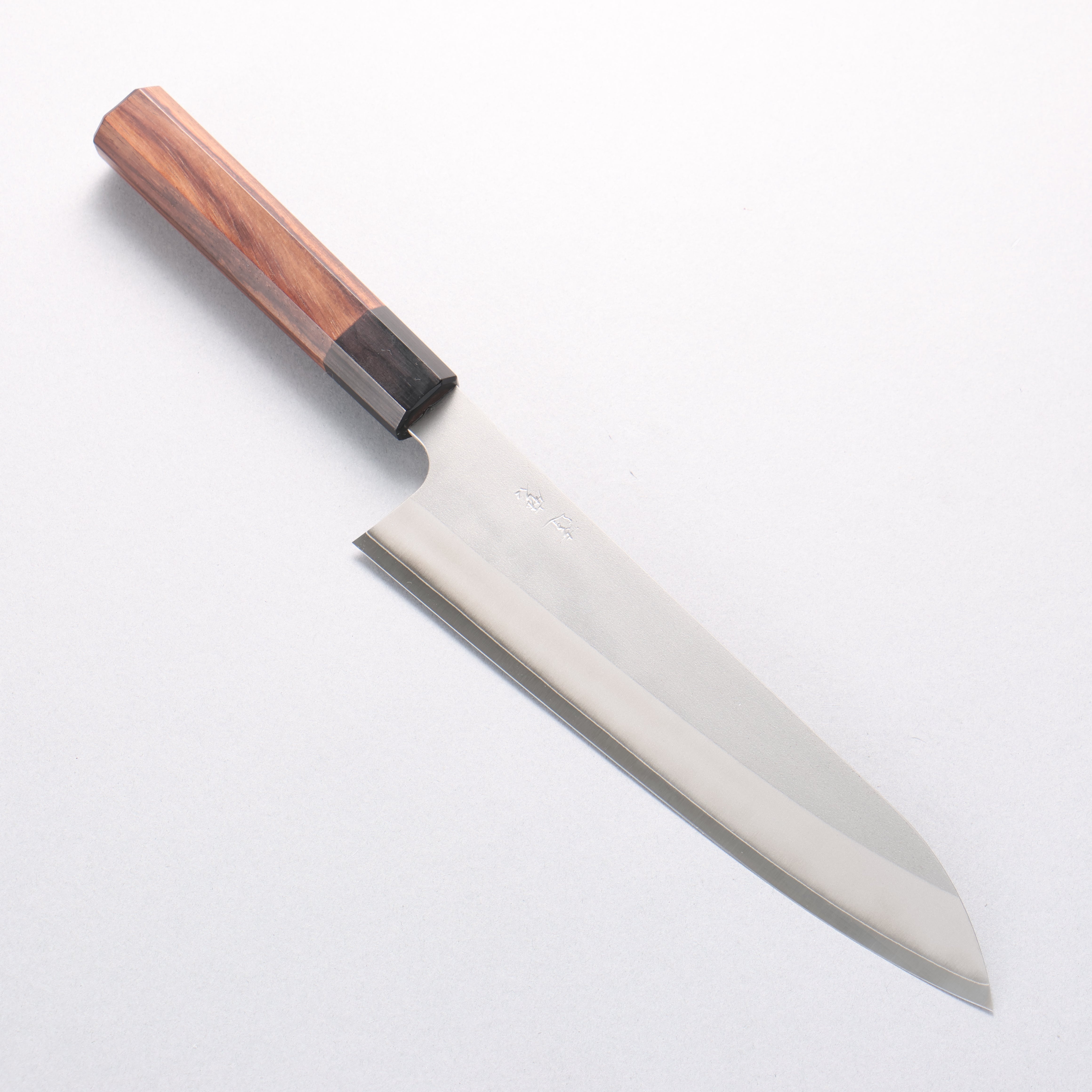 Daruma Silver Steel No.3 Gyuto 210mm Rosewood & Black Pakkawood Handle - Seisuke Knife