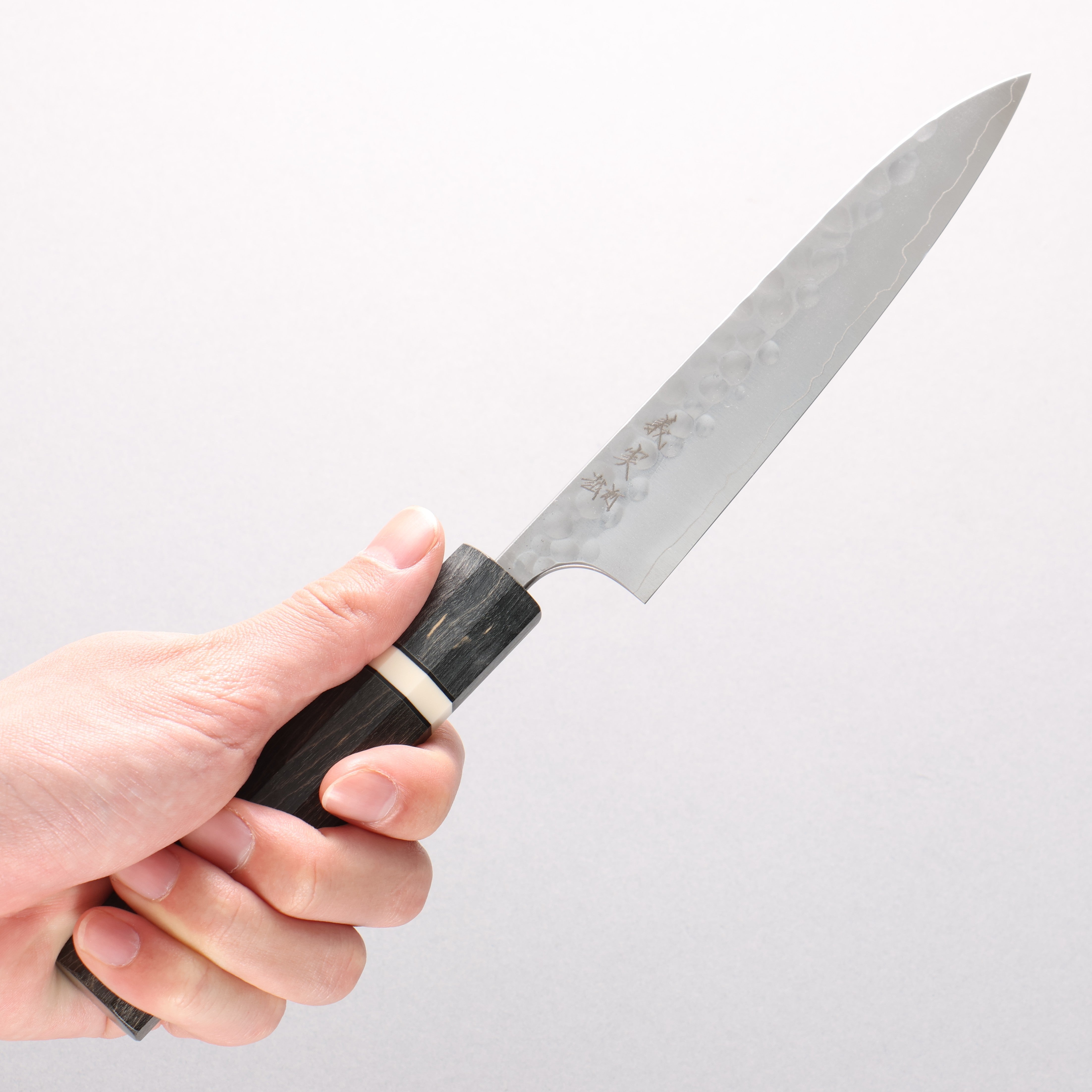 Yoshimi Kato SG2 Maru Hammered Migaki Petty-Utility 150mm Gray Stabilized Wood & White Ring Handle - Seisuke Knife