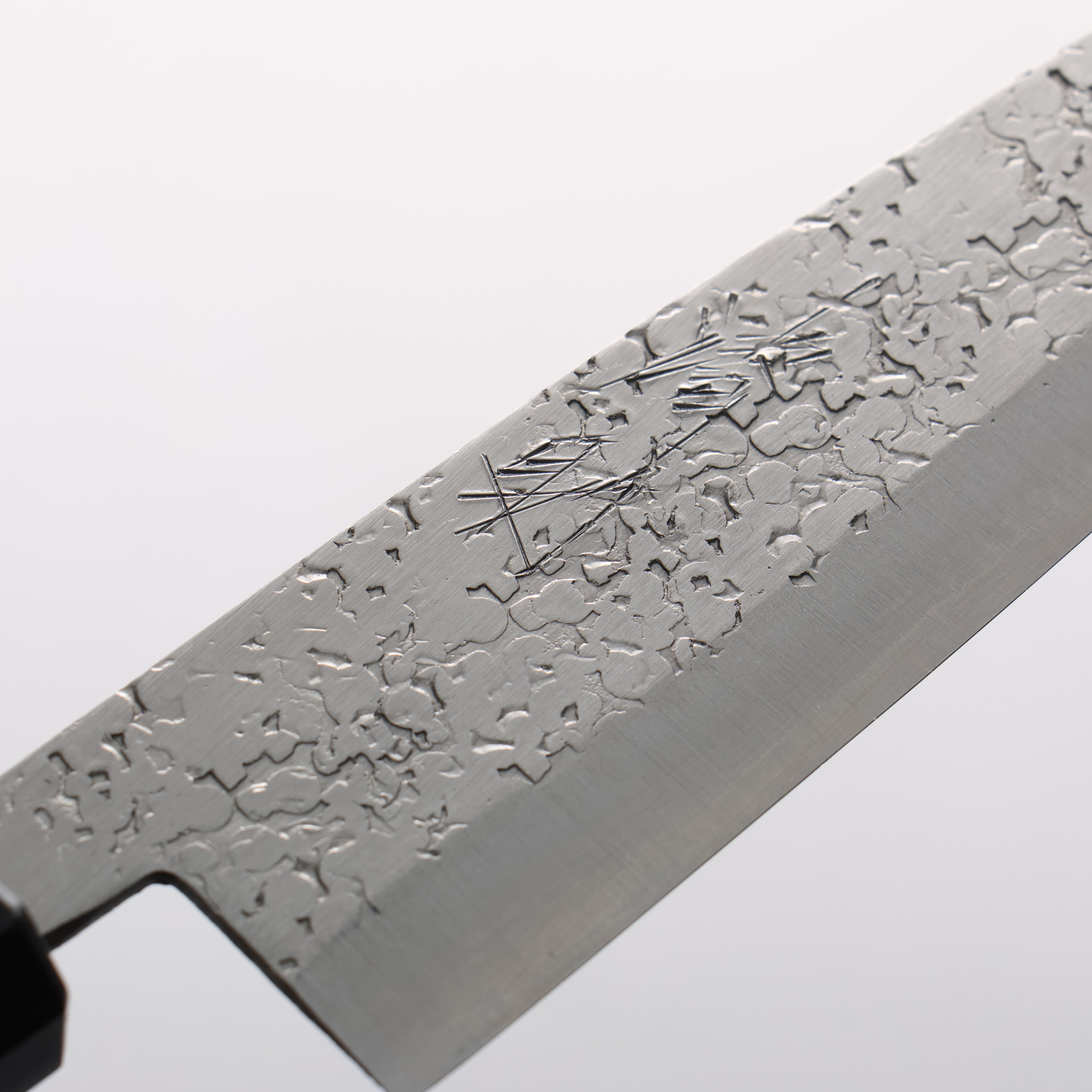 Seisuke Silver Steel No.3 Maru Hammered Petty-Utility 150mm Shitan & Black Pakkawood Handle - Seisuke Knife