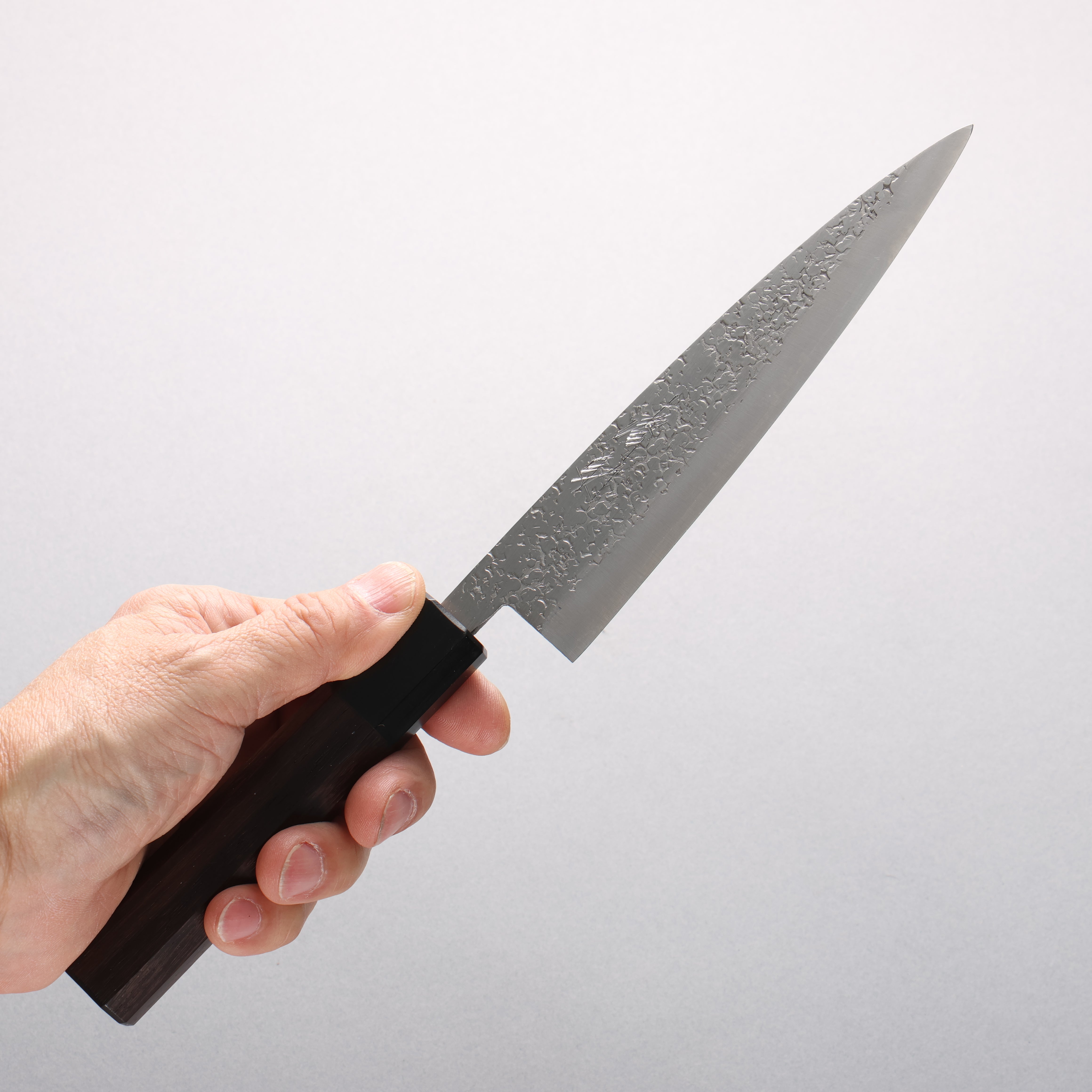 Seisuke Silver Steel No.3 Maru Hammered Petty-Utility 150mm Shitan & Black Pakkawood Handle - Seisuke Knife