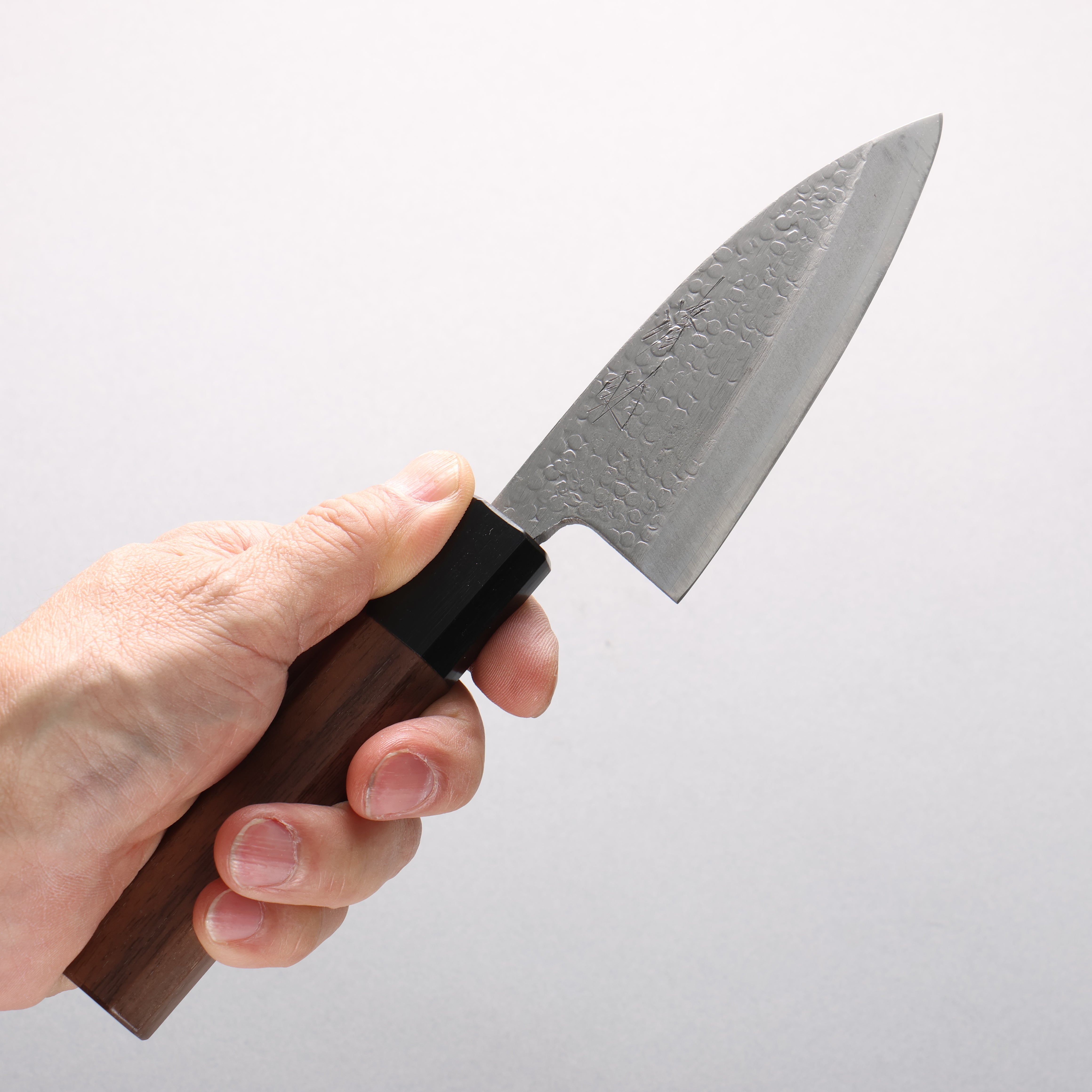 Seisuke Silver Steel No.3 Maru Hammered Ajikiri 105mm Walnut Handle - Seisuke Knife