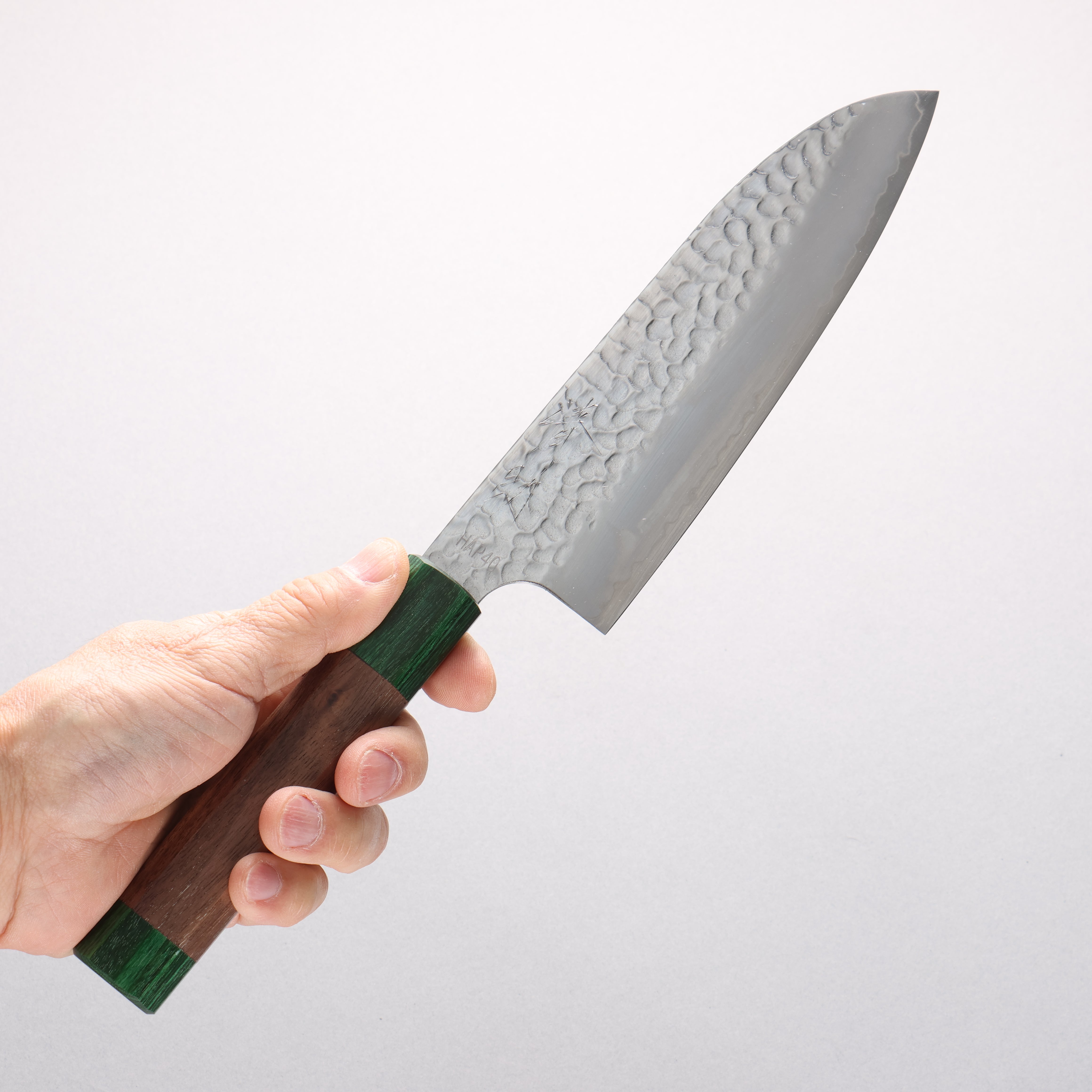 Seisuke HAP40 Hammered Santoku 170mm Walnut & Green Pakkawood Handle - Seisuke Knife