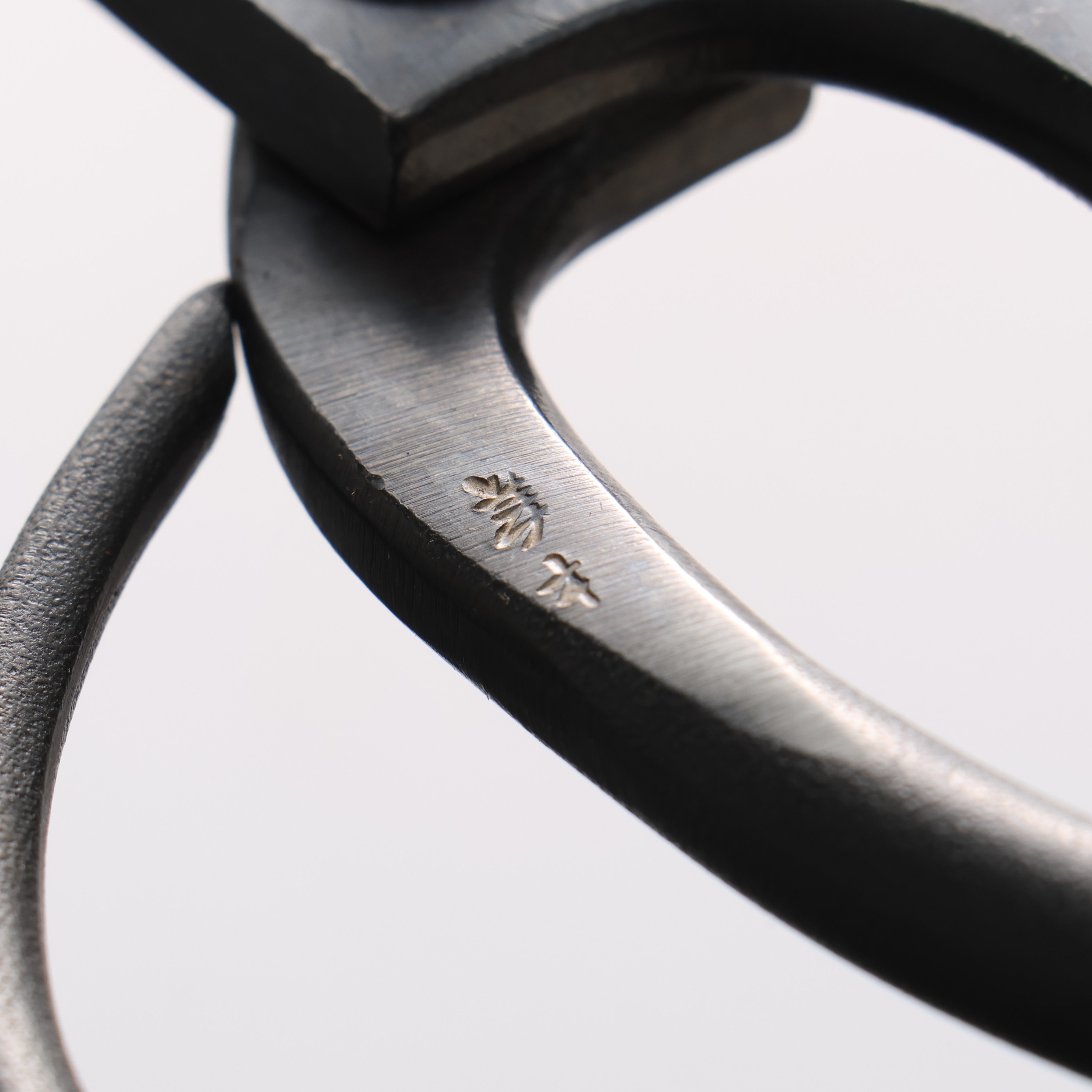 Mimatsu Koryu Carbon Steel Gardening Shears 165mm - Seisuke Knife