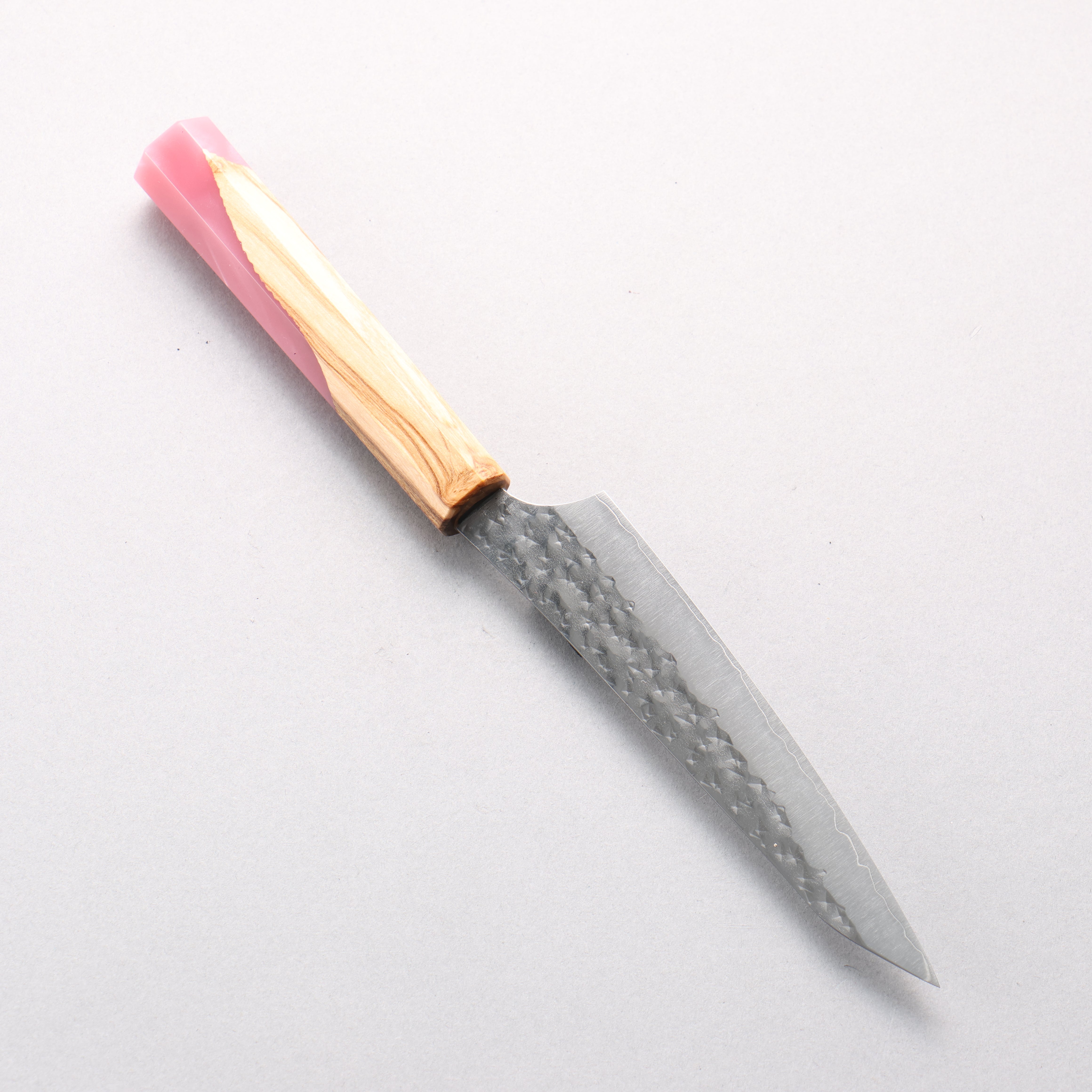 Yu Kurosaki Senko Ei SG2 Hammered Petty-Utility 130mm Olive Wood & Pink Resin Handle - Seisuke Knife