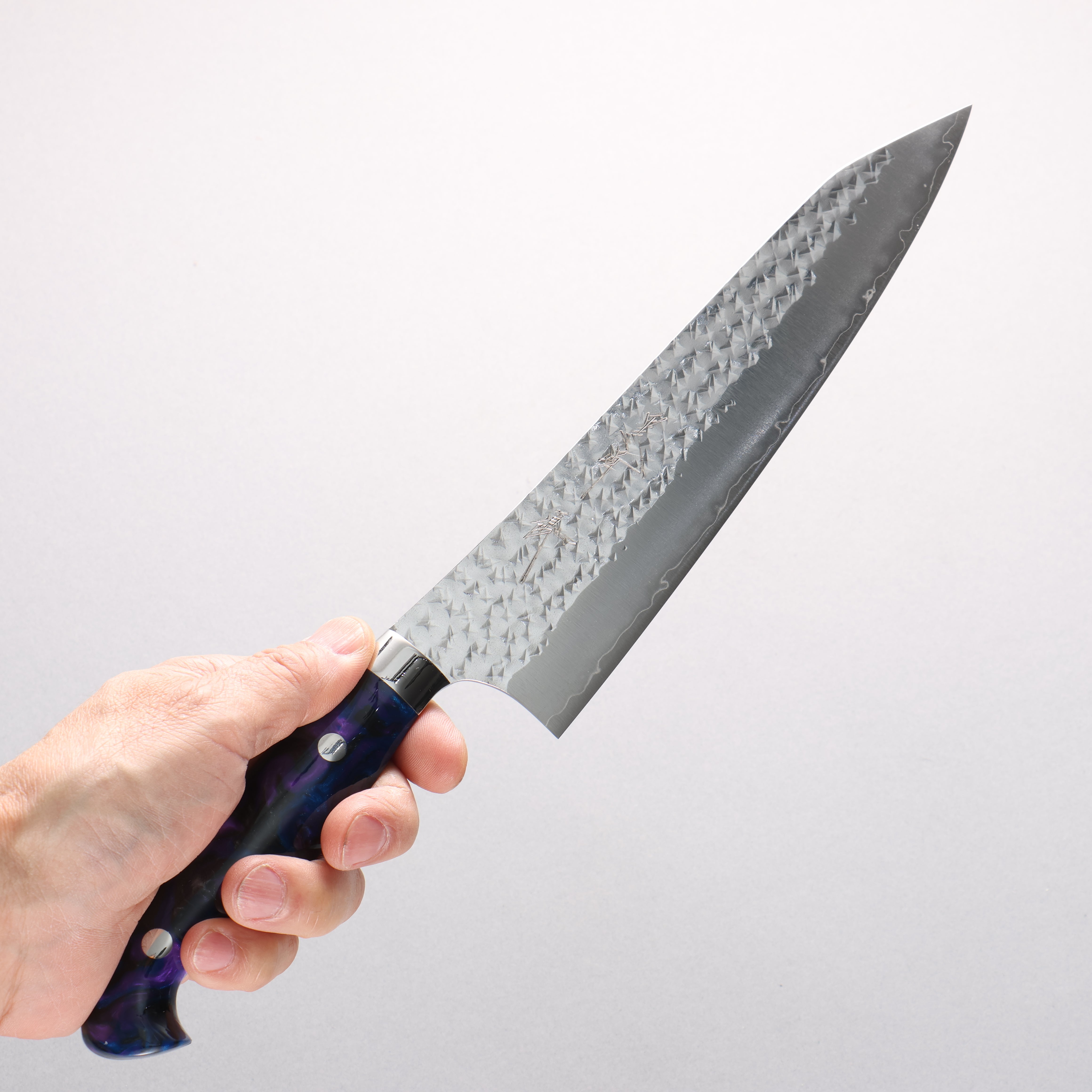 Yu Kurosaki Senko Ei SG2 Hammered Gyuto 210mm Blue Purple Acrylic Handle - Seisuke Knife